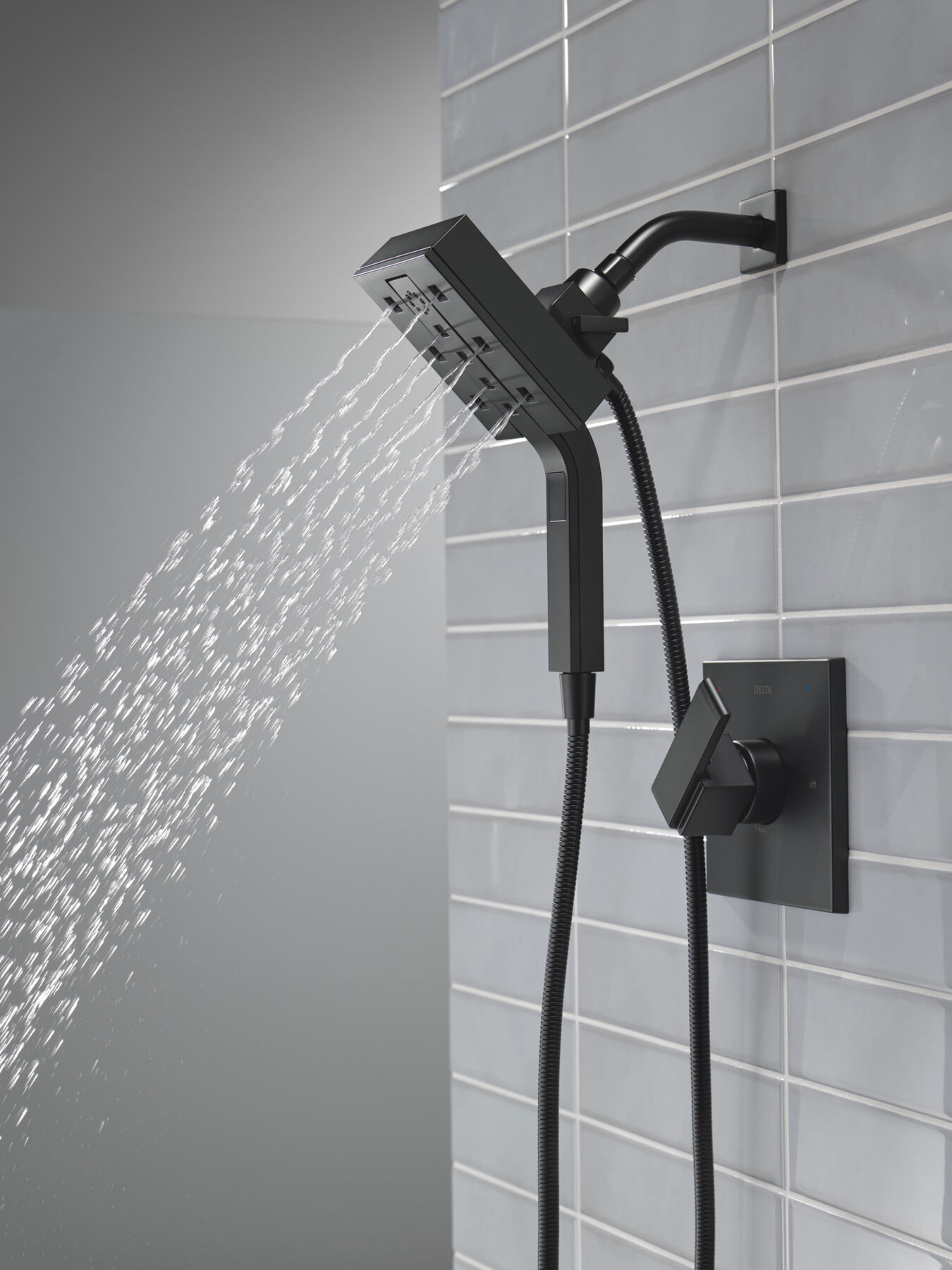 H<sub>2</sub>Okinetic&reg; In2ition&reg; 4-Setting Two-in-One Shower