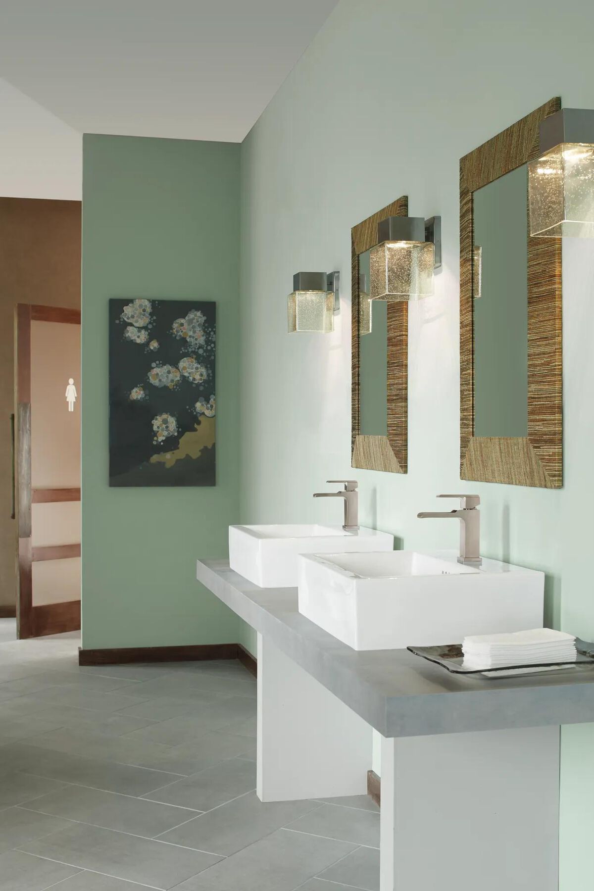 Single Handle Channel Bathroom Faucet