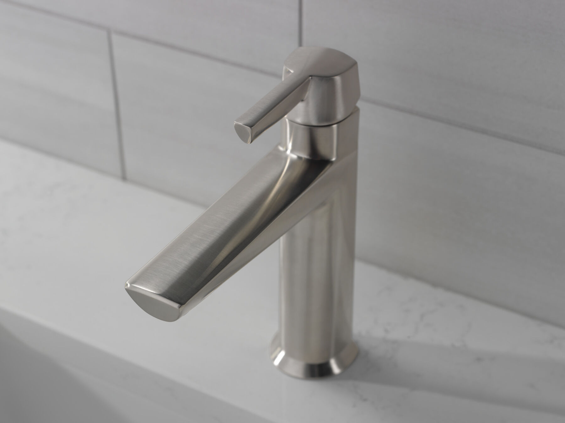 Single Handle Bathroom Faucet