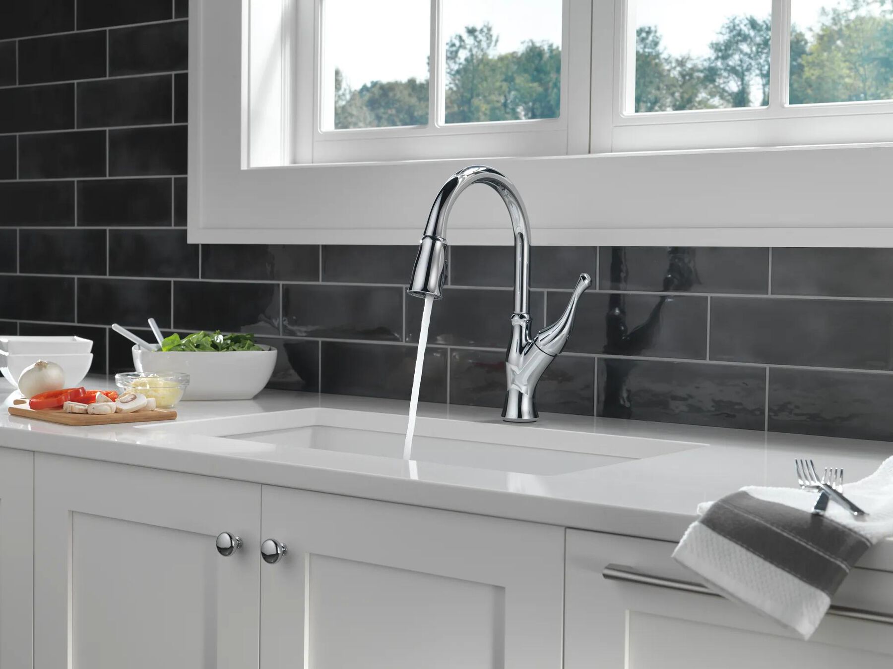 Single-Handle Pull-Down Kitchen Faucet