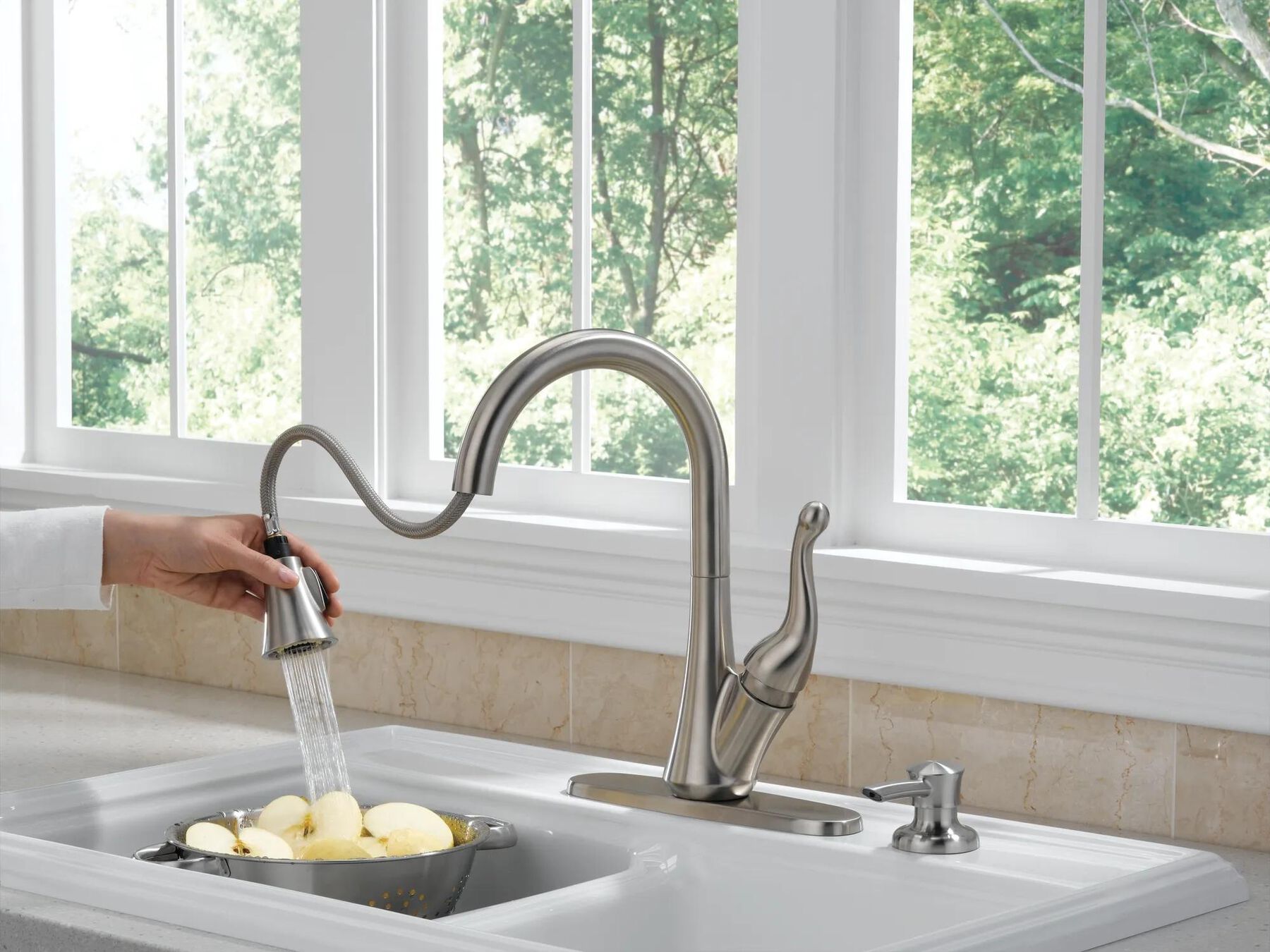 Single Handle Pull-Down Kitchen Faucet with Soap Dispenser