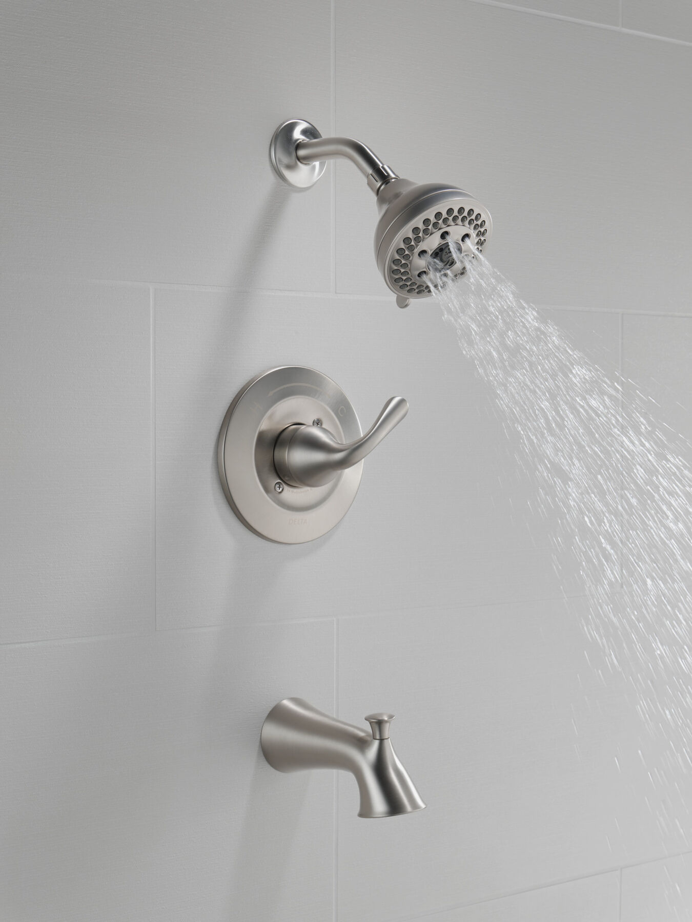 Monitor&reg; 14 Series Tub and Shower