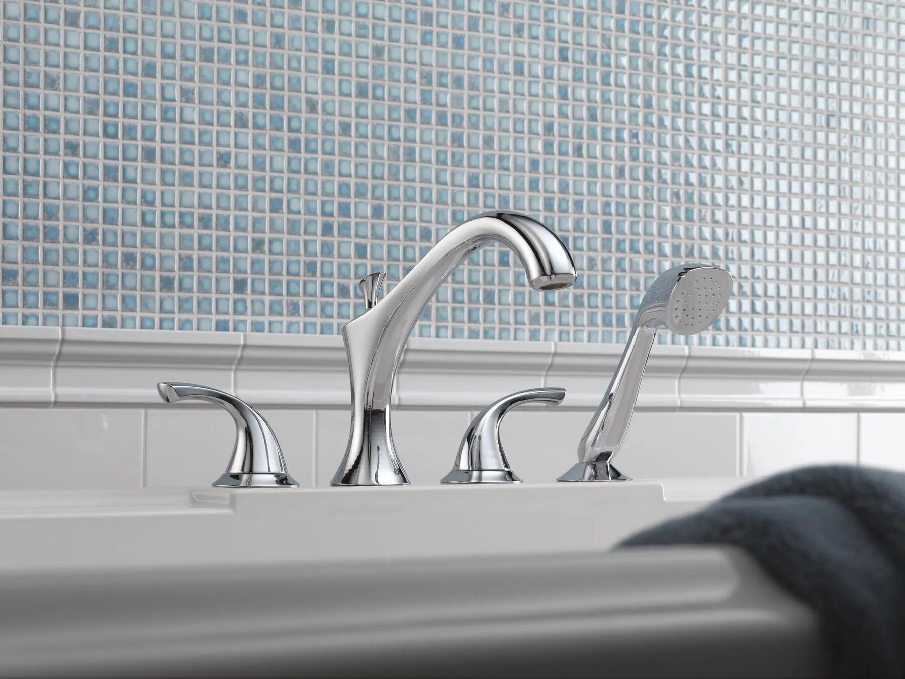 Roman Tub with Hand Shower Trim