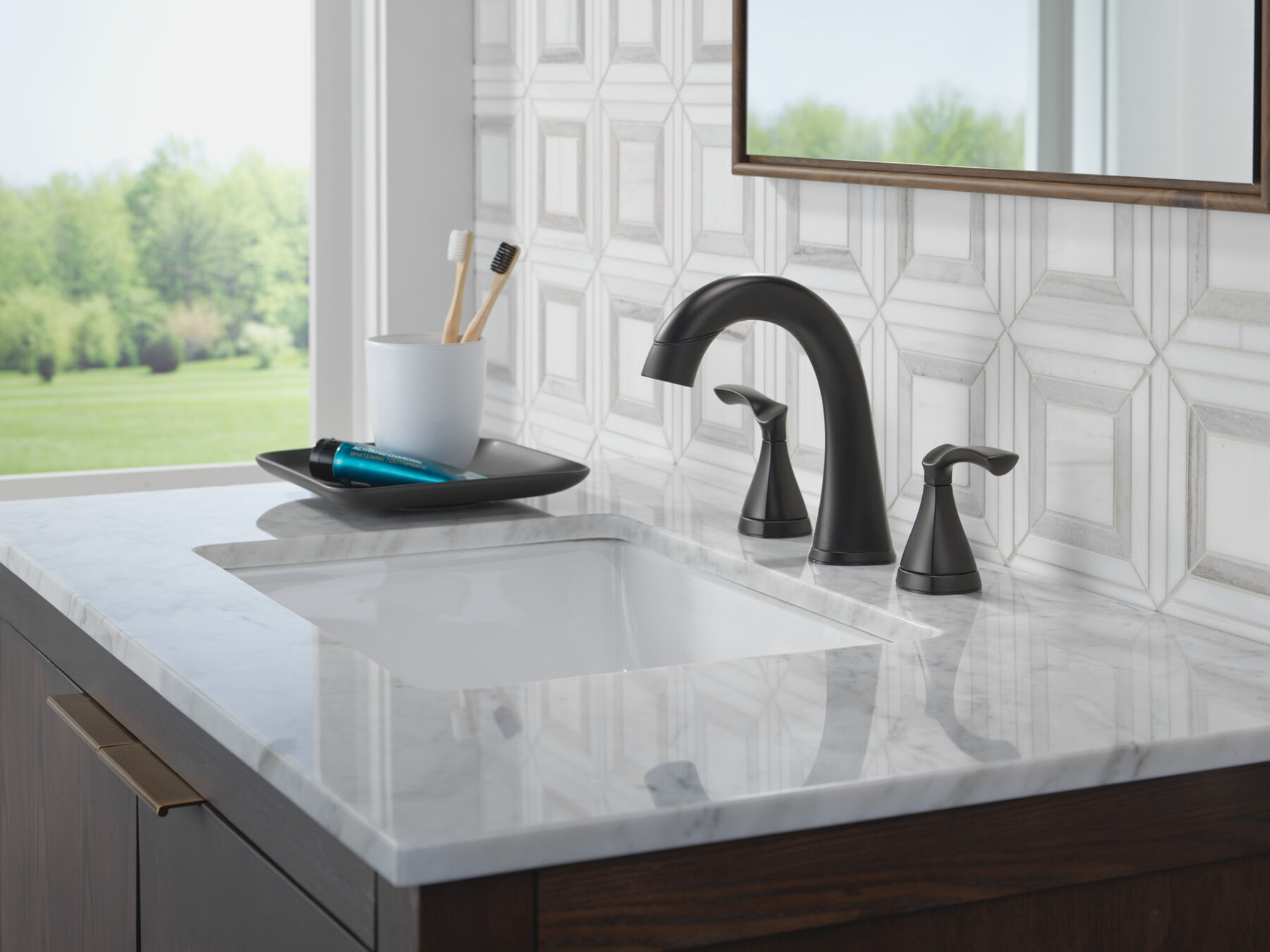 Two Handle Widespread Pull-Down Bathroom Faucet