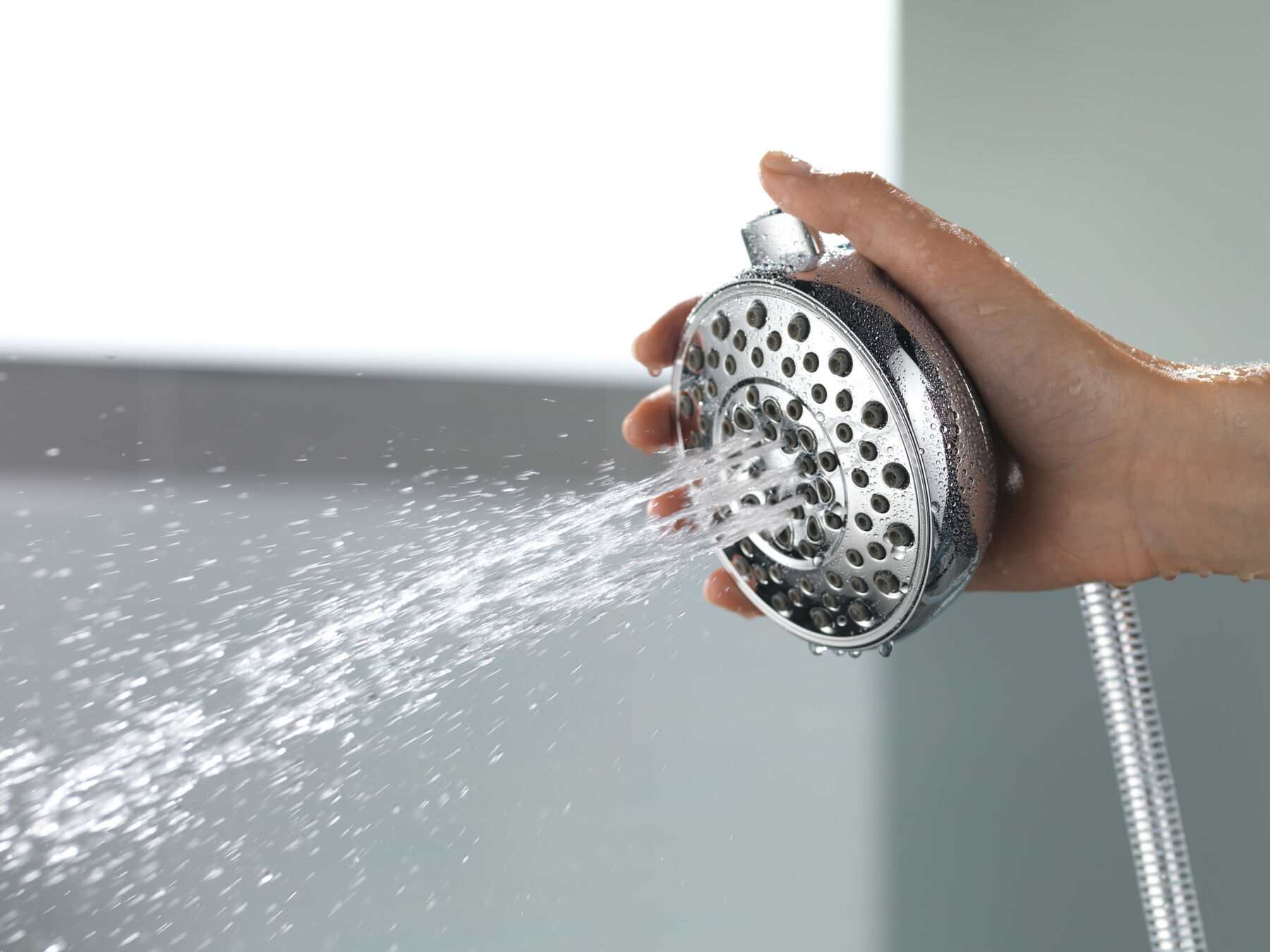 SureDock&trade; 4-Setting Hand Shower