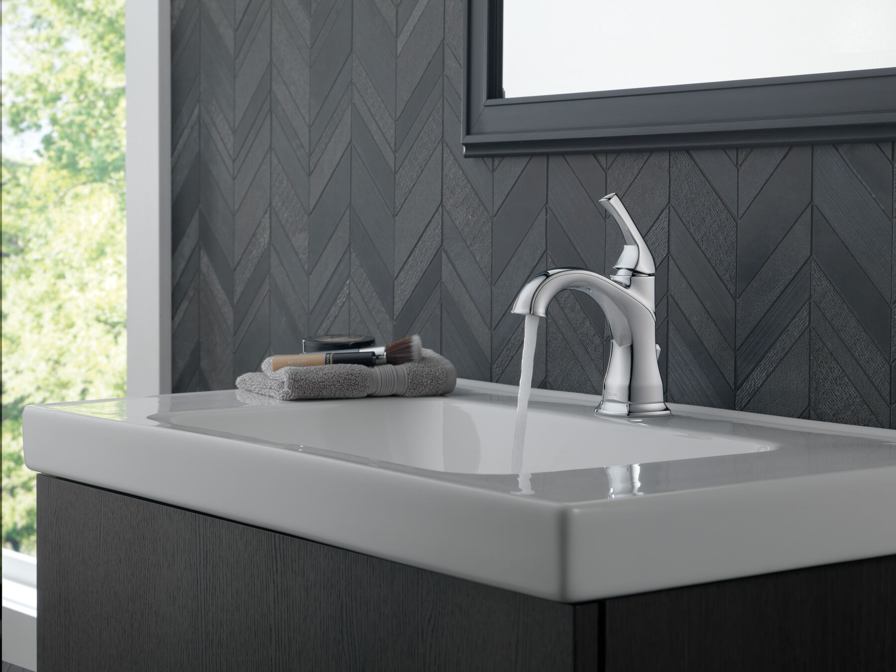 Single Handle Centerset Faucet