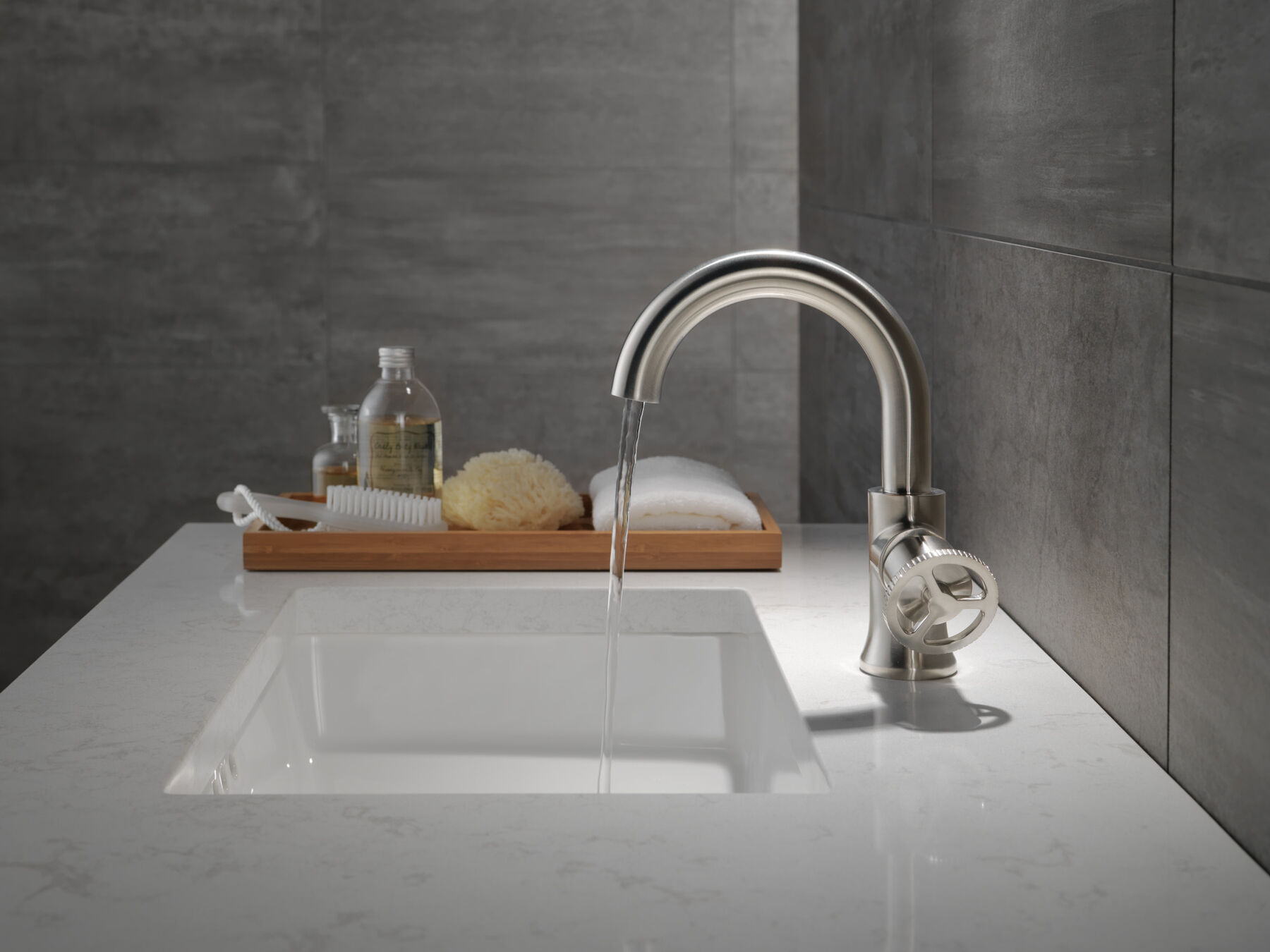 Single Handle Bathroom Faucet