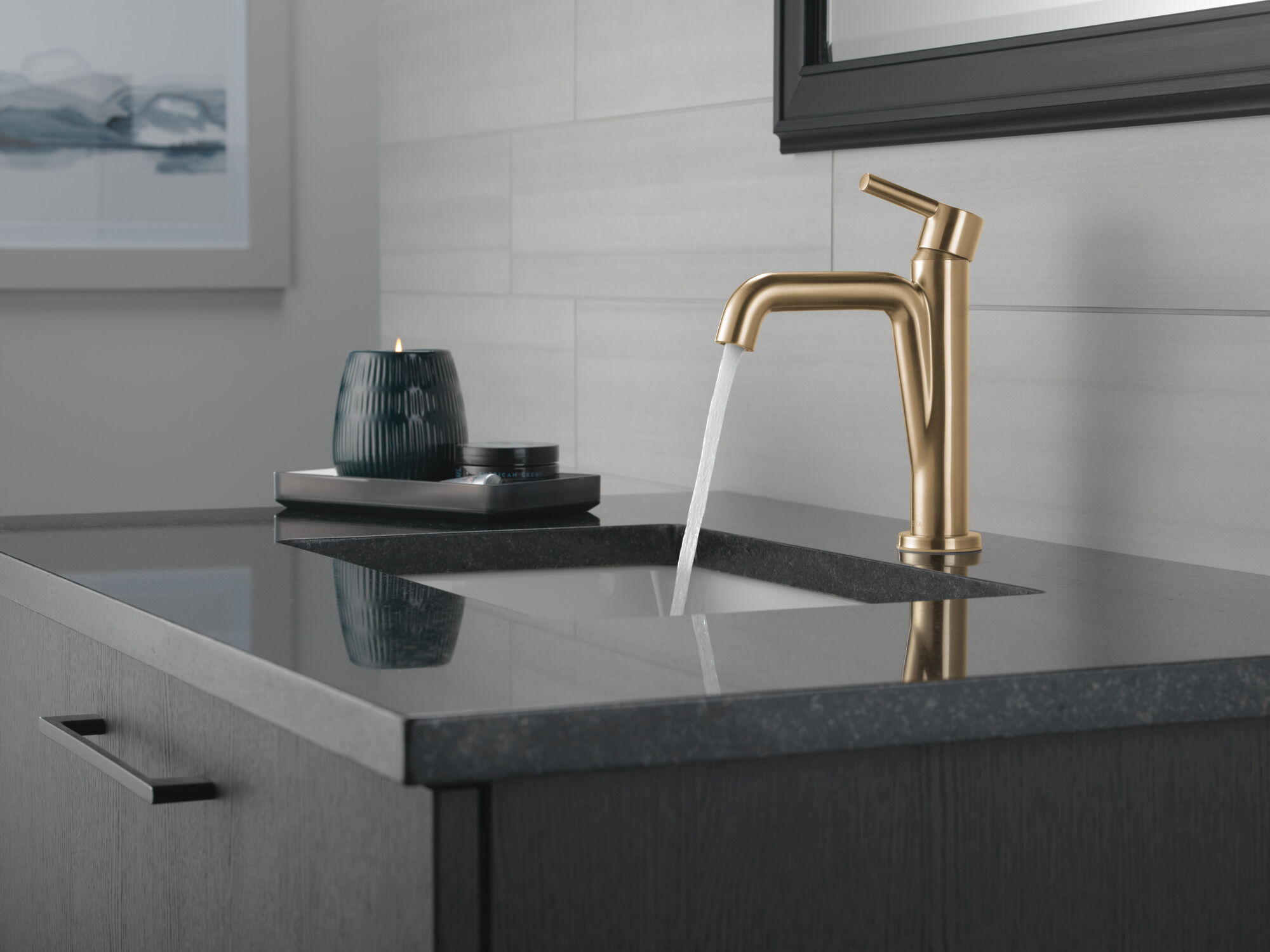 noe Delta Nicoli Pull-Down Spout Single Handle Single Hole Bathroom