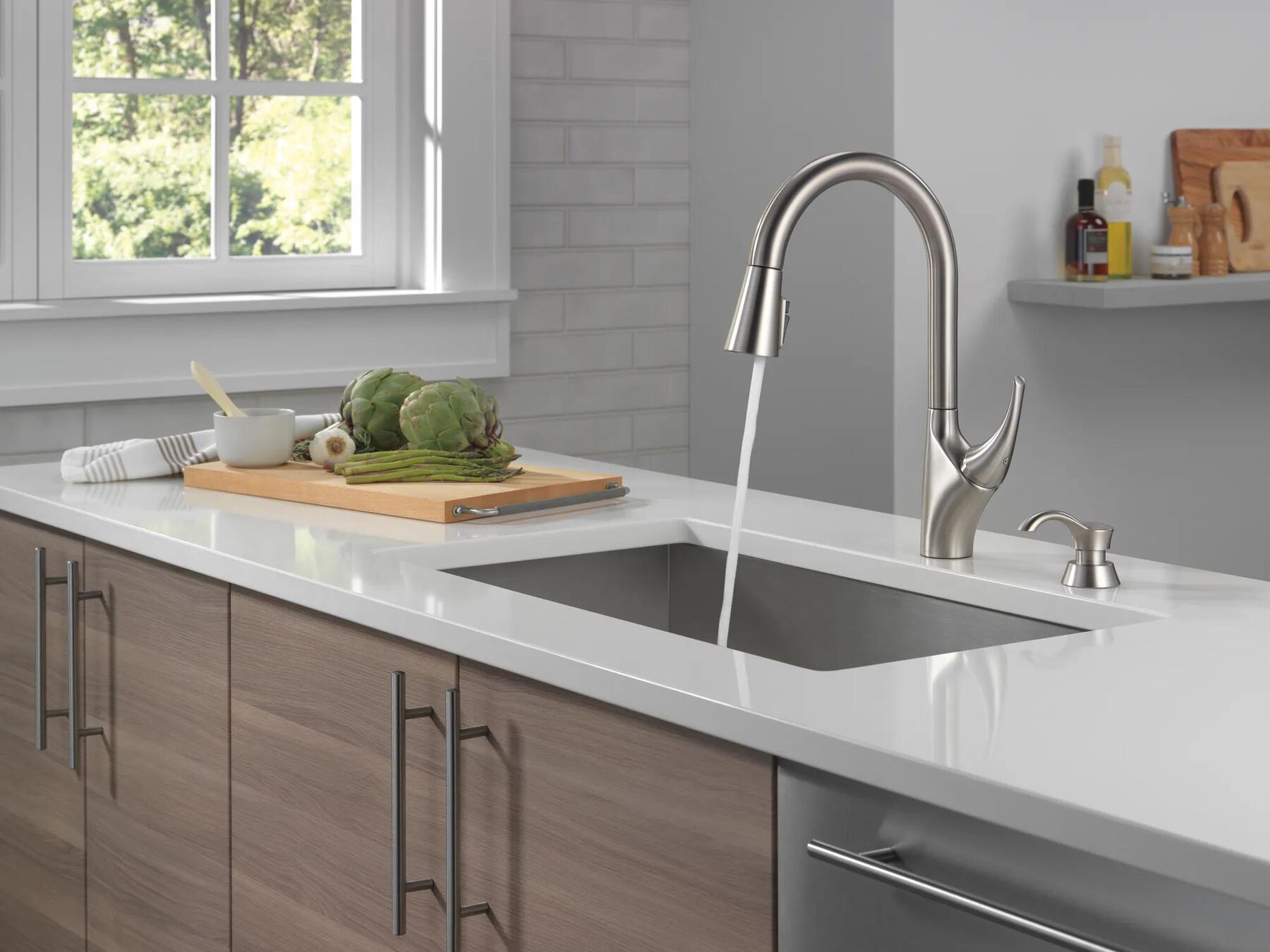 Pull-Down Kitchen Faucet w/Soap (Recertified)