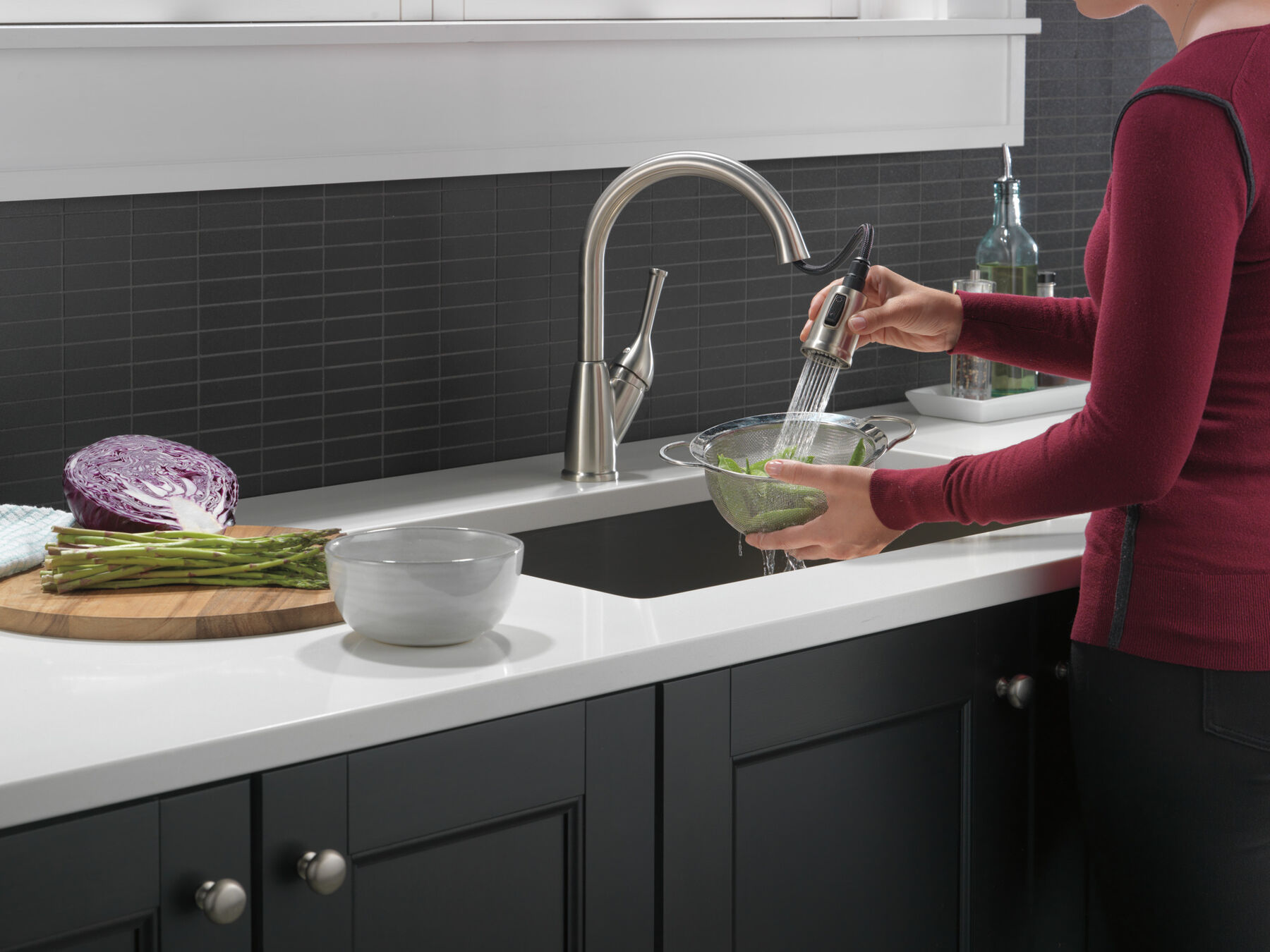 Single Handle Pull-Down Kitchen Faucet