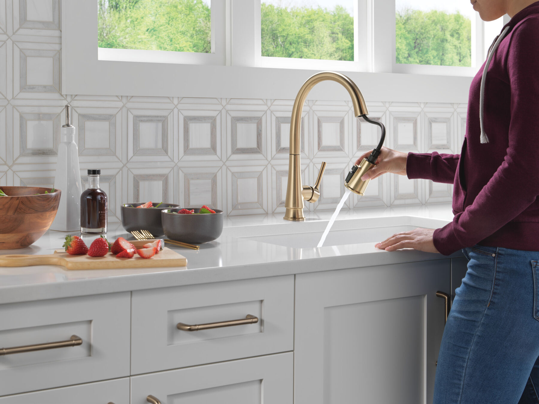 Single Handle Pull-Down Kitchen Faucet with ShieldSpray&reg; Technology