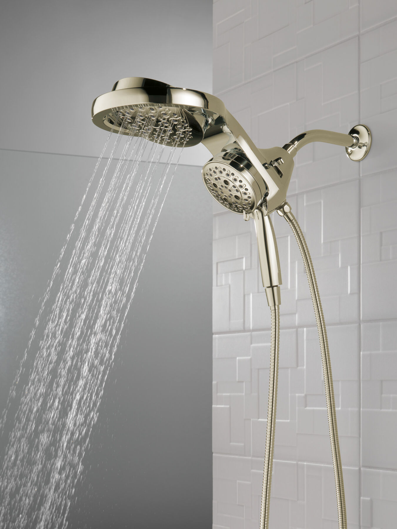 HydroRain 2-in-1 H2O 2.5GPM 5-Setting (Recertified)
