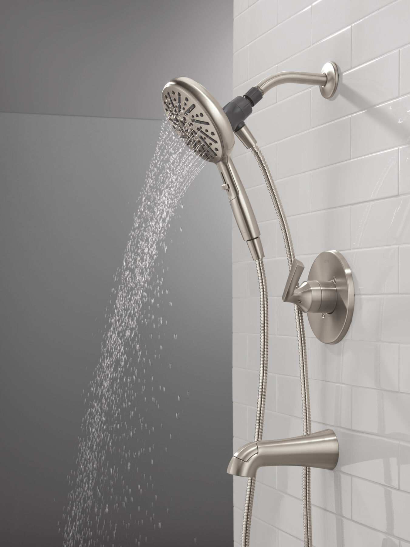 Monitor&reg; 14 Series Tub and Shower