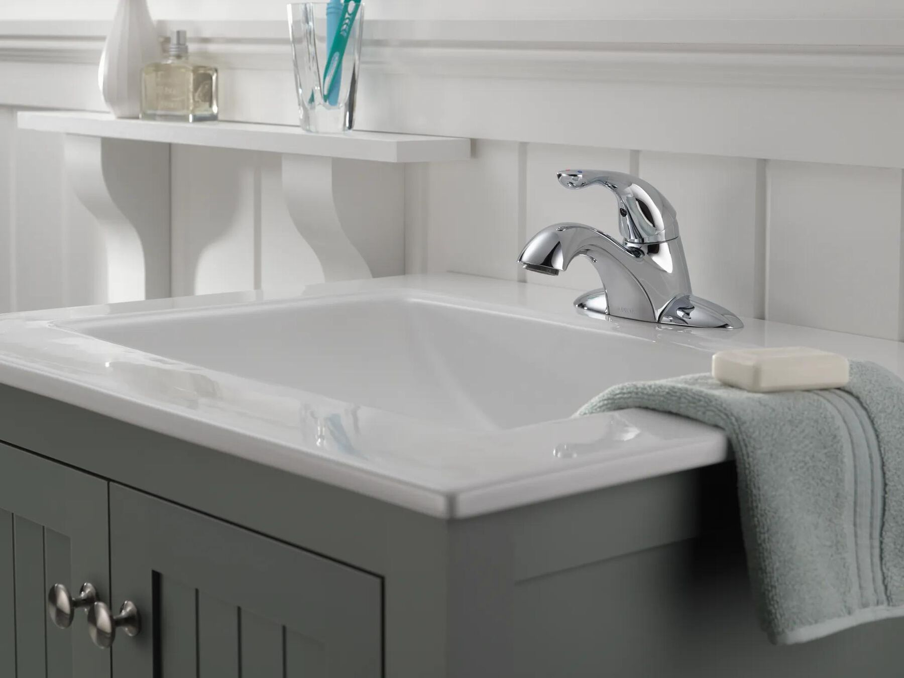 Single Handle Centerset Bathroom Faucet with City Shanks (Recertified)