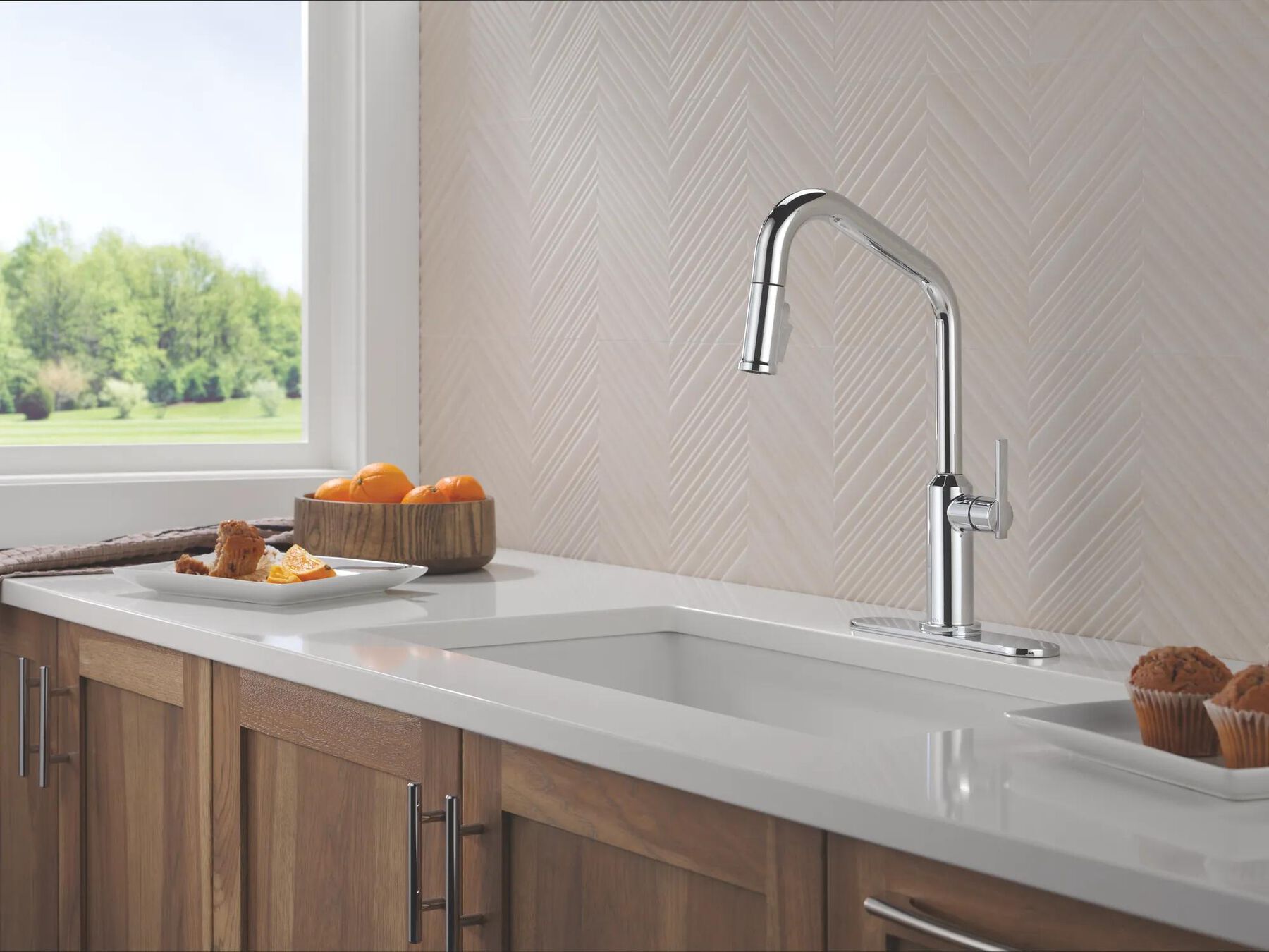 Single Handle Pull-Down Kitchen Faucet