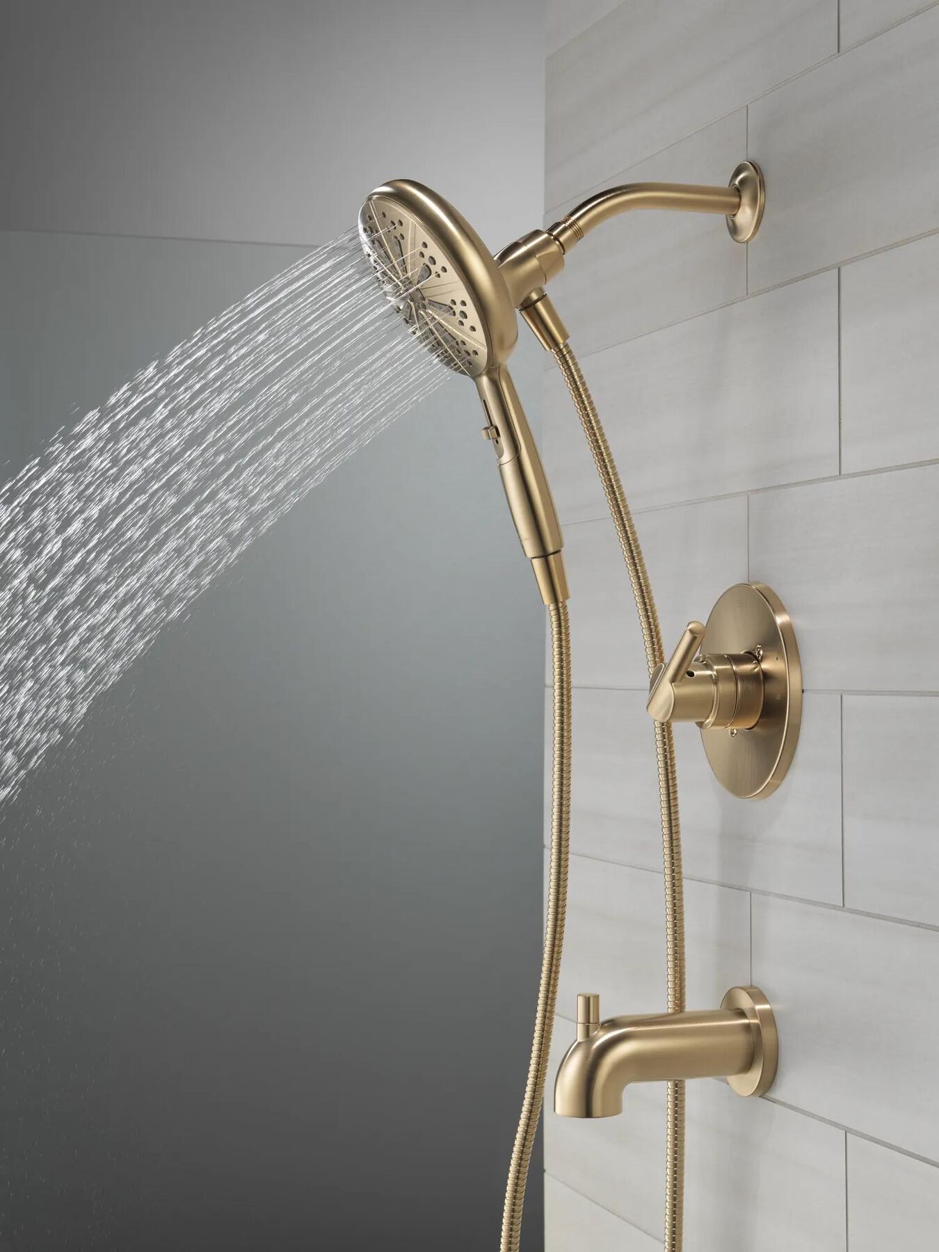 Monitor&reg; 14 Series Tub and Shower with SureDock&reg; Hand Shower