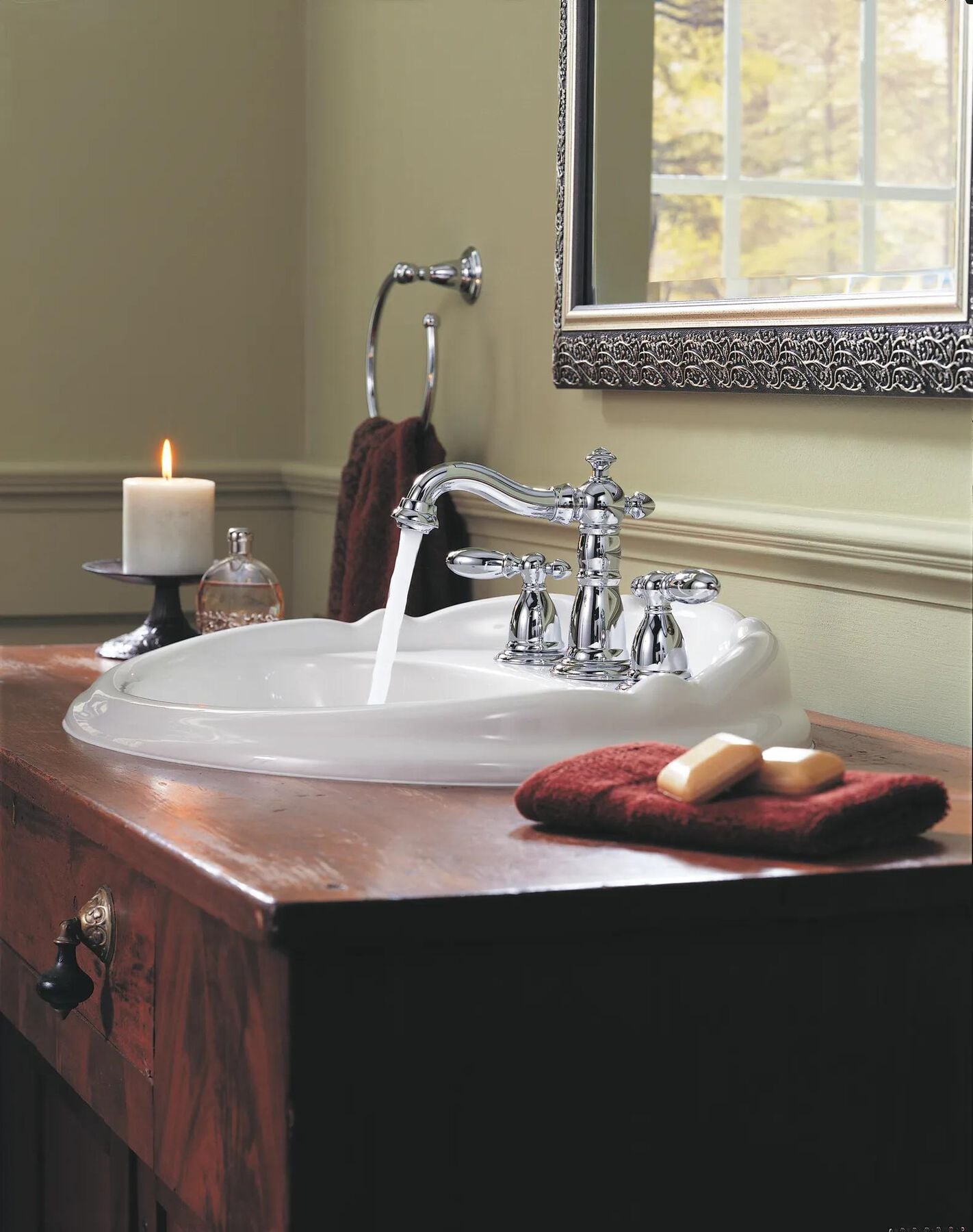 Two Handle Widespread Bathroom Faucet