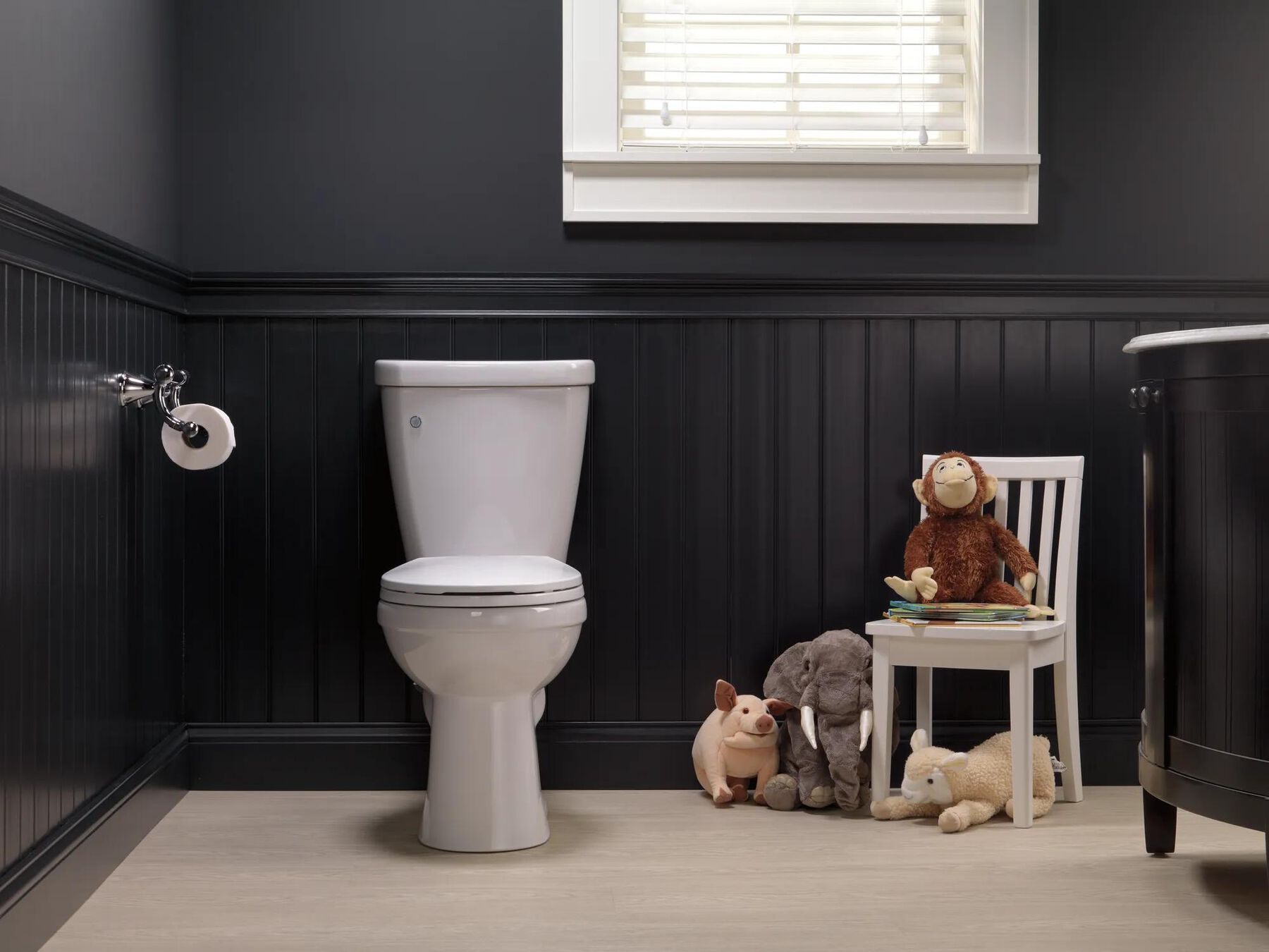Toilet with FlushIQ&reg; - Elongated Front
