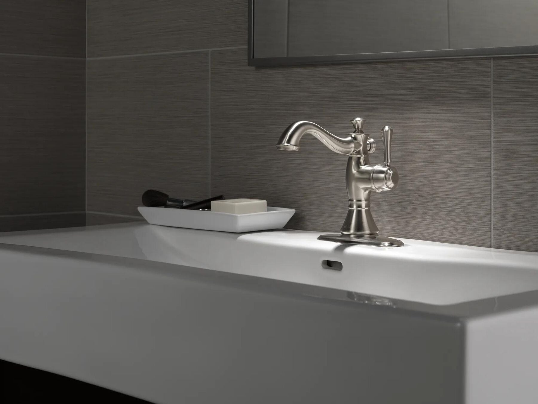 Single Handle Bathroom Faucet