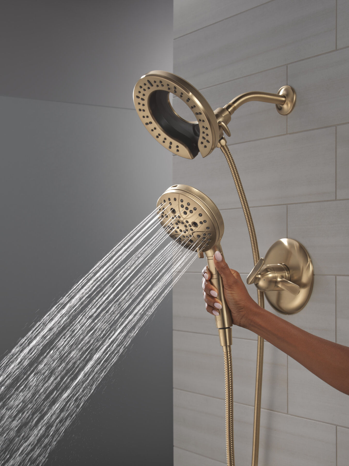 17 Series Shower Trim with In2ition Shower Head