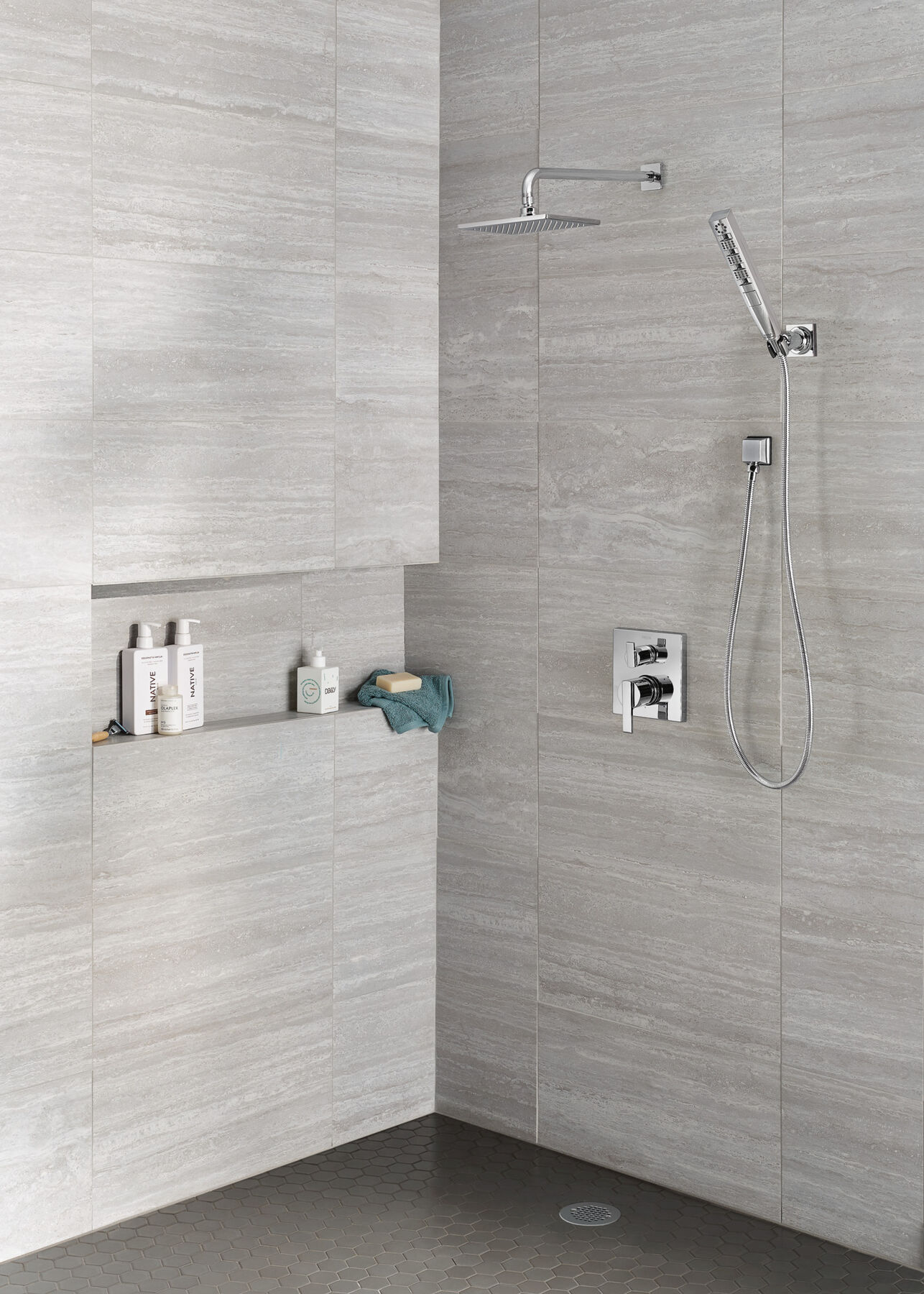 H<sub>2</sub>Okinetic&reg; 4-Setting Wall Mount Hand Shower