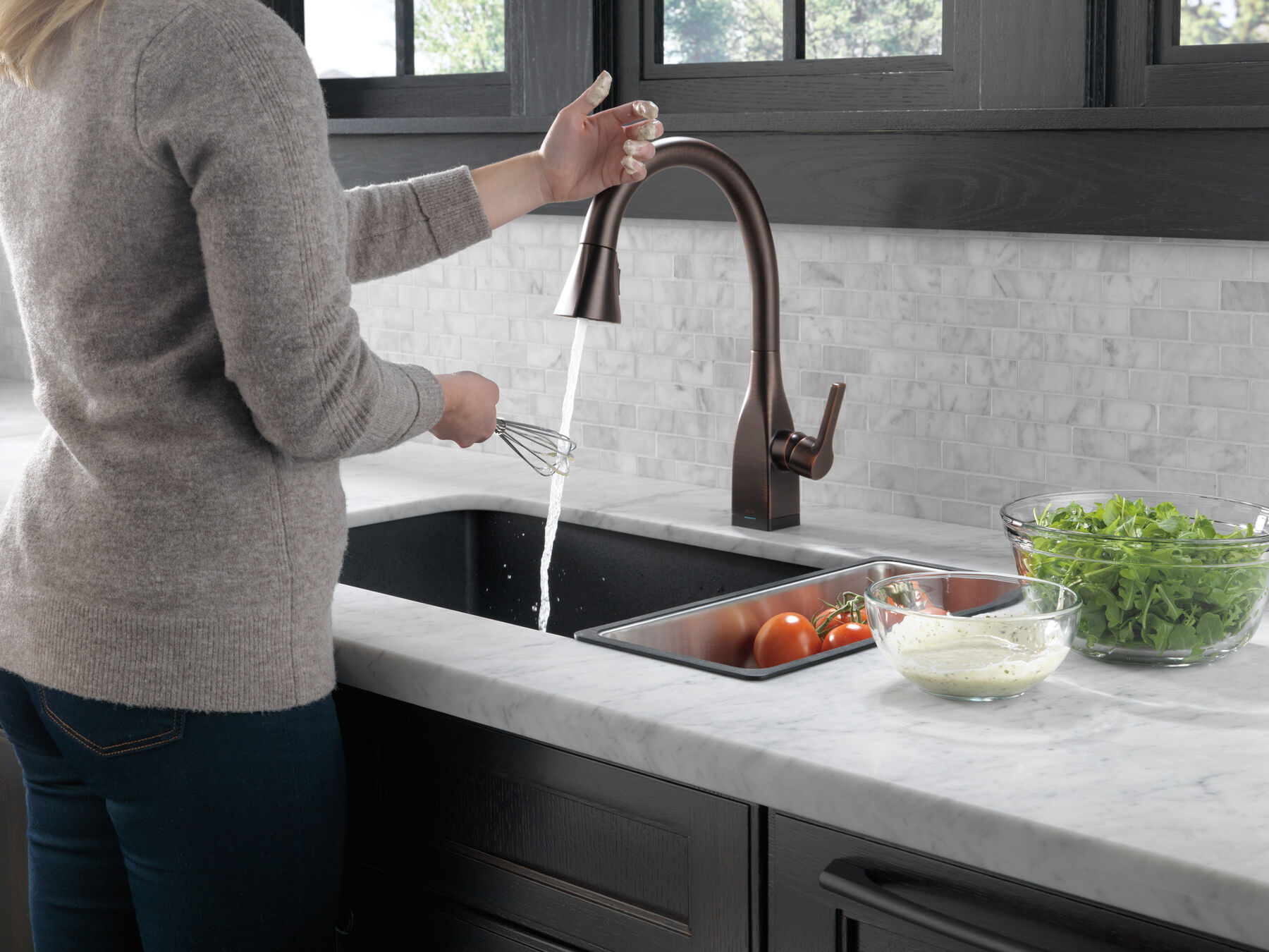Single Handle Pull-Down Kitchen Faucet with Touch<sub>2</sub>O&reg; and ShieldSpray&reg; Technologies