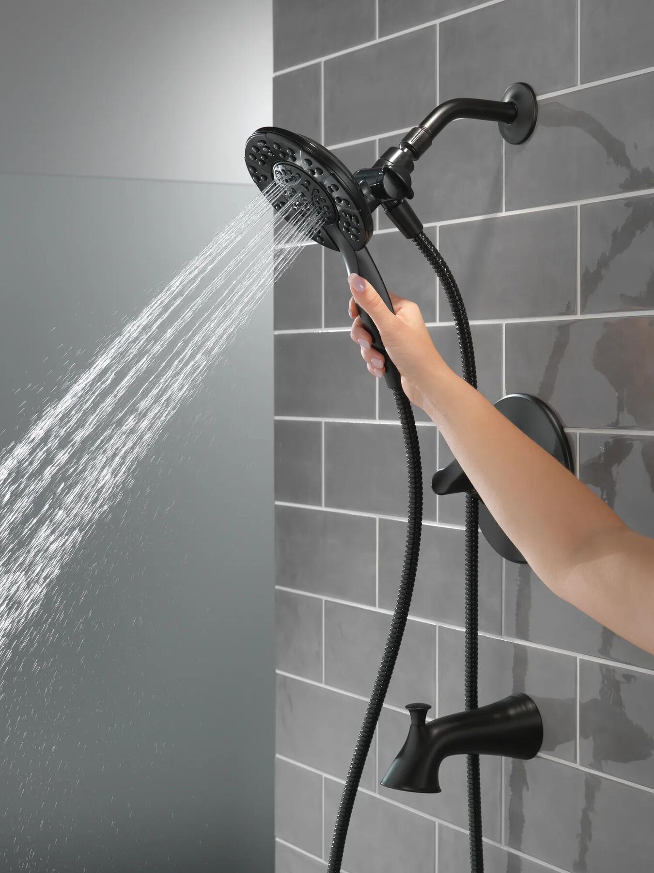Monitor&reg;&nbsp;14 Series Tub & Shower With In2ition&reg;