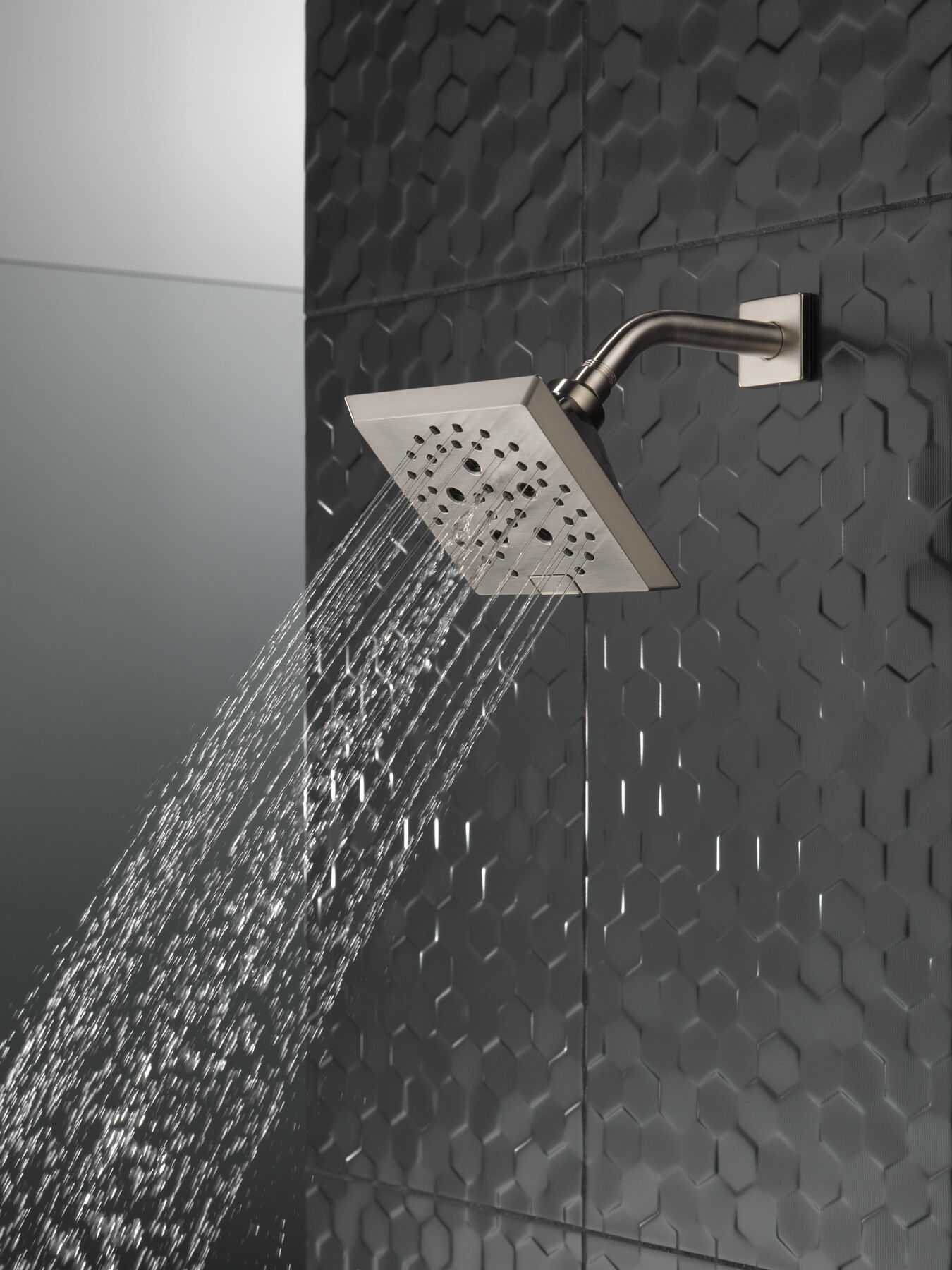 H<sub>2</sub>Okinetic&reg; 5-Setting Angular Modern Raincan Shower Head