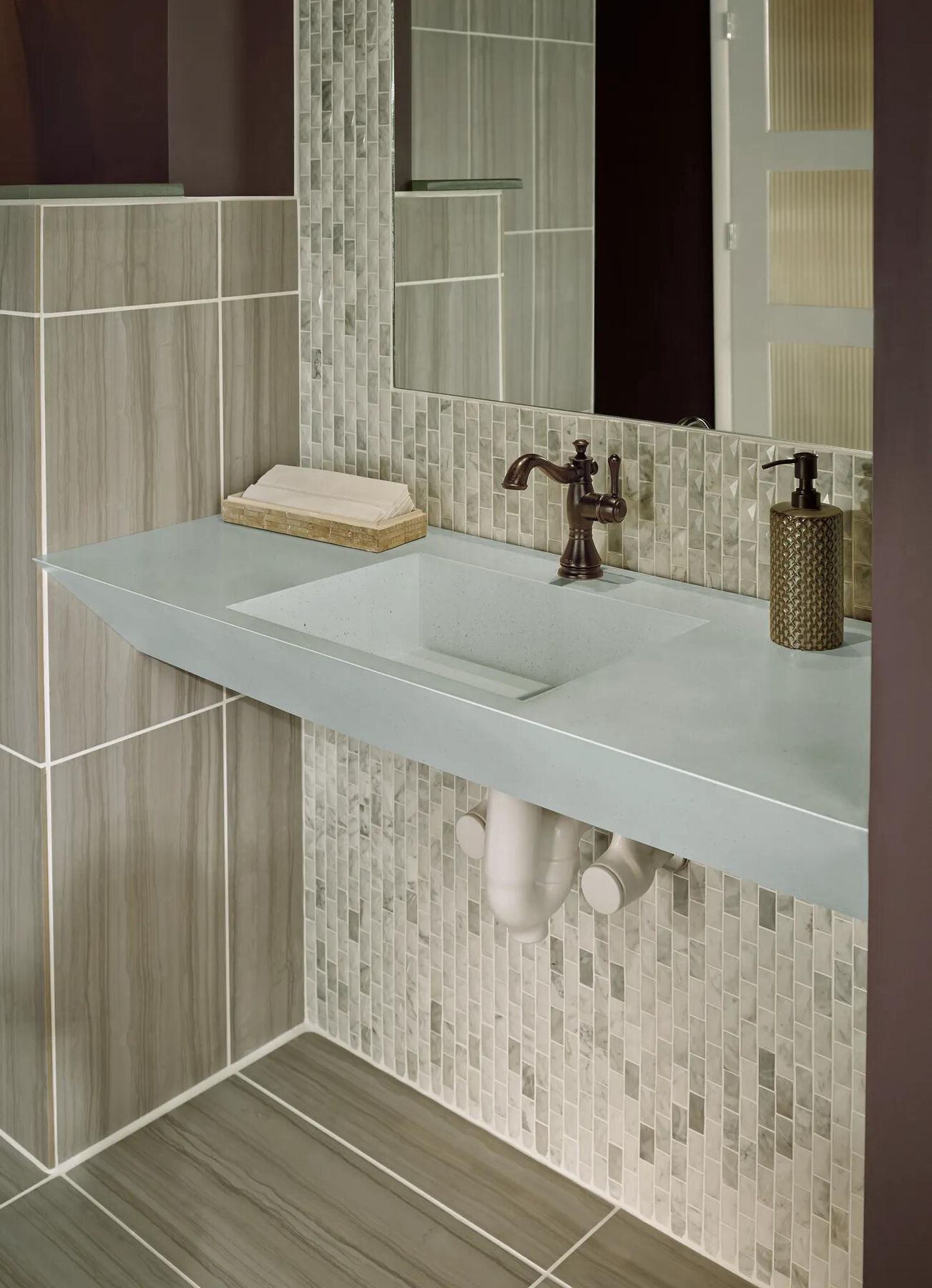Single Handle Bathroom Faucet