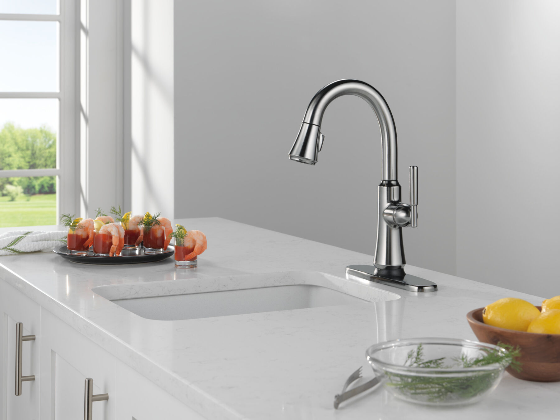 Touch2O&reg; Bar / Prep Faucet with Touchless Technology