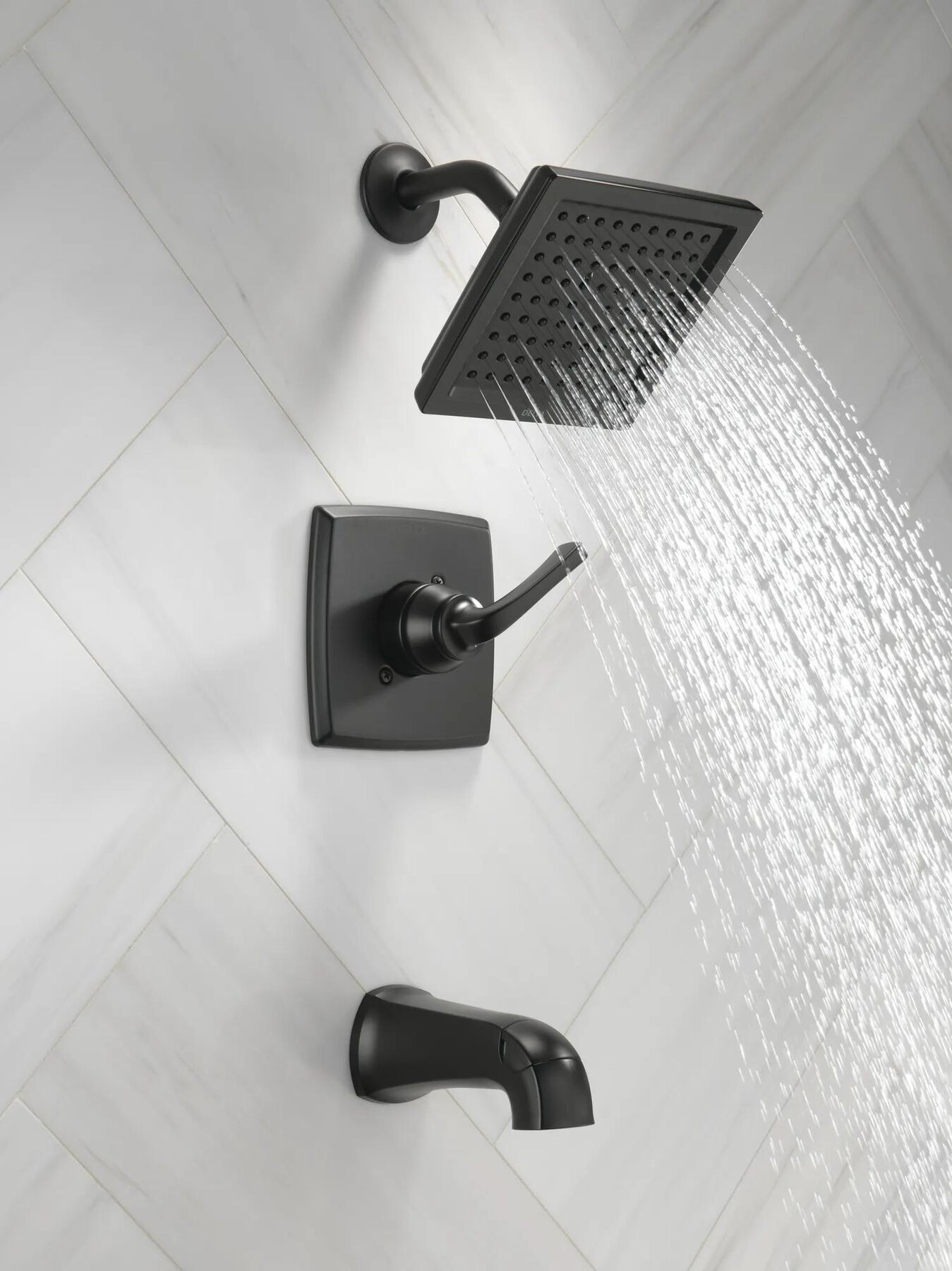 Monitor&reg; 14 Series Tub and Shower