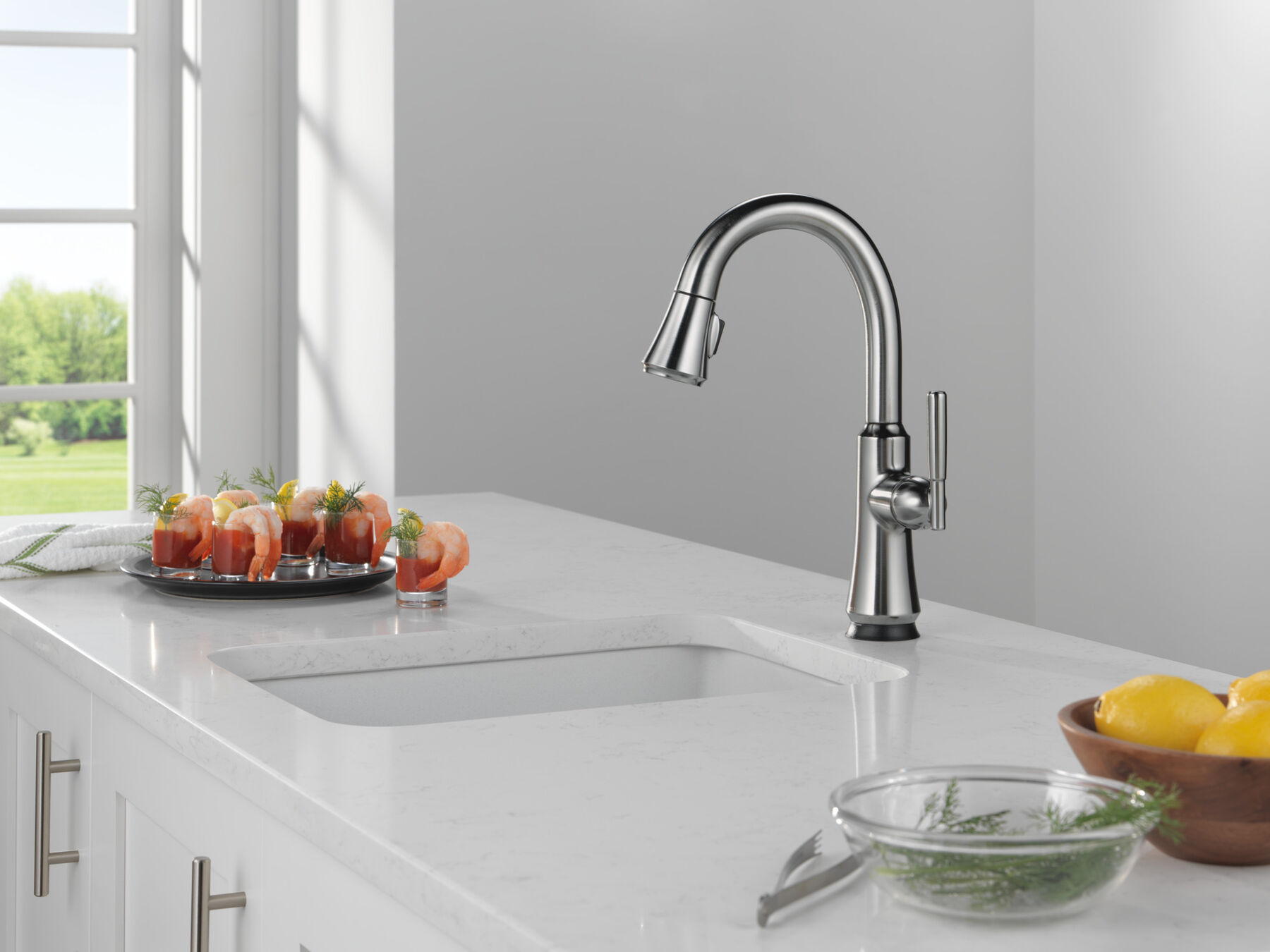 Touch2O&reg; Bar / Prep Faucet with Touchless Technology