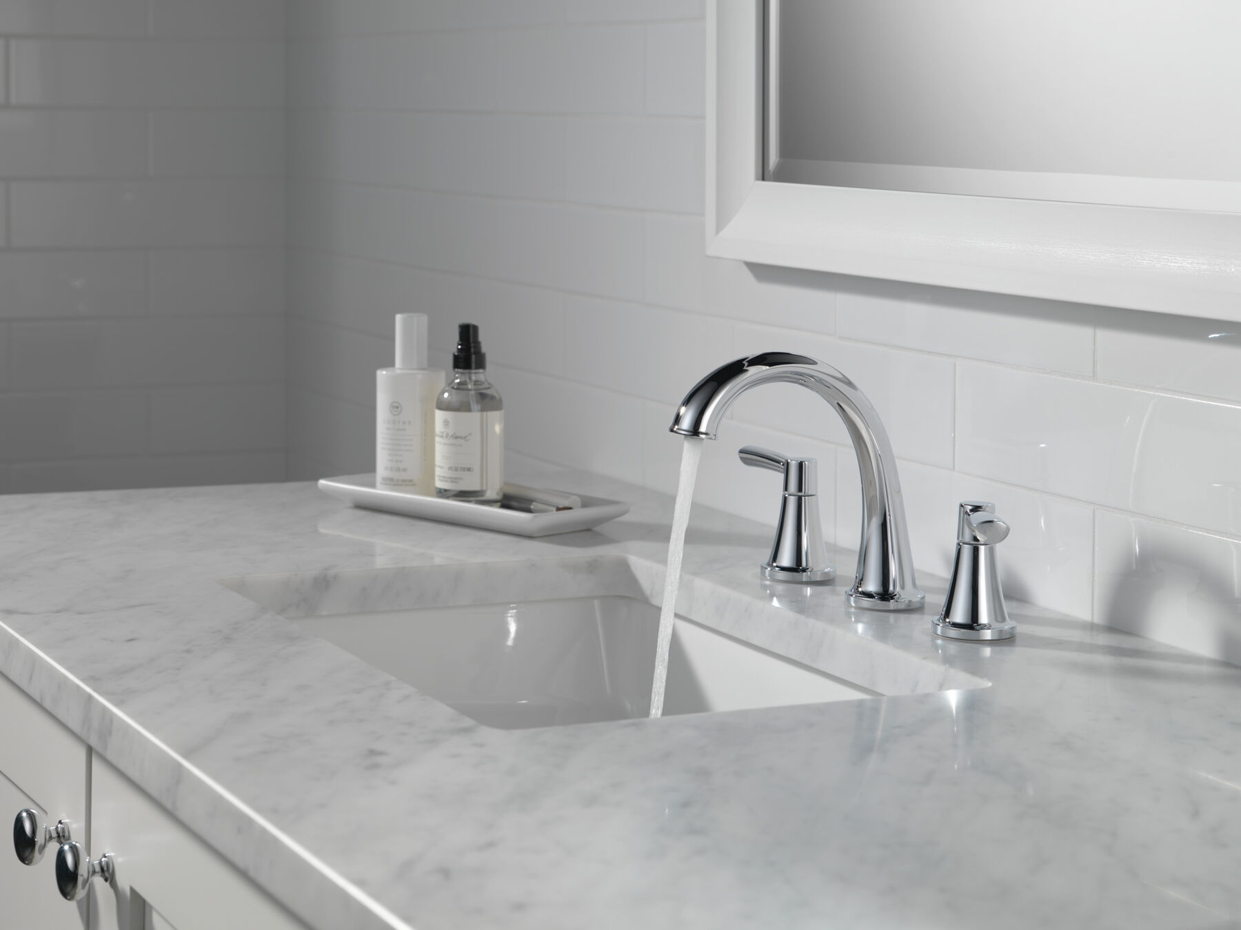 Two Handle Widespread Bathroom Faucet
