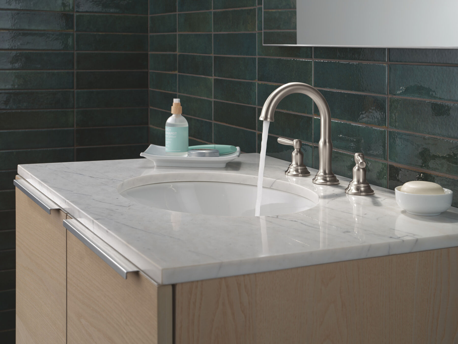 Two Handle Widespread Bathroom Faucet