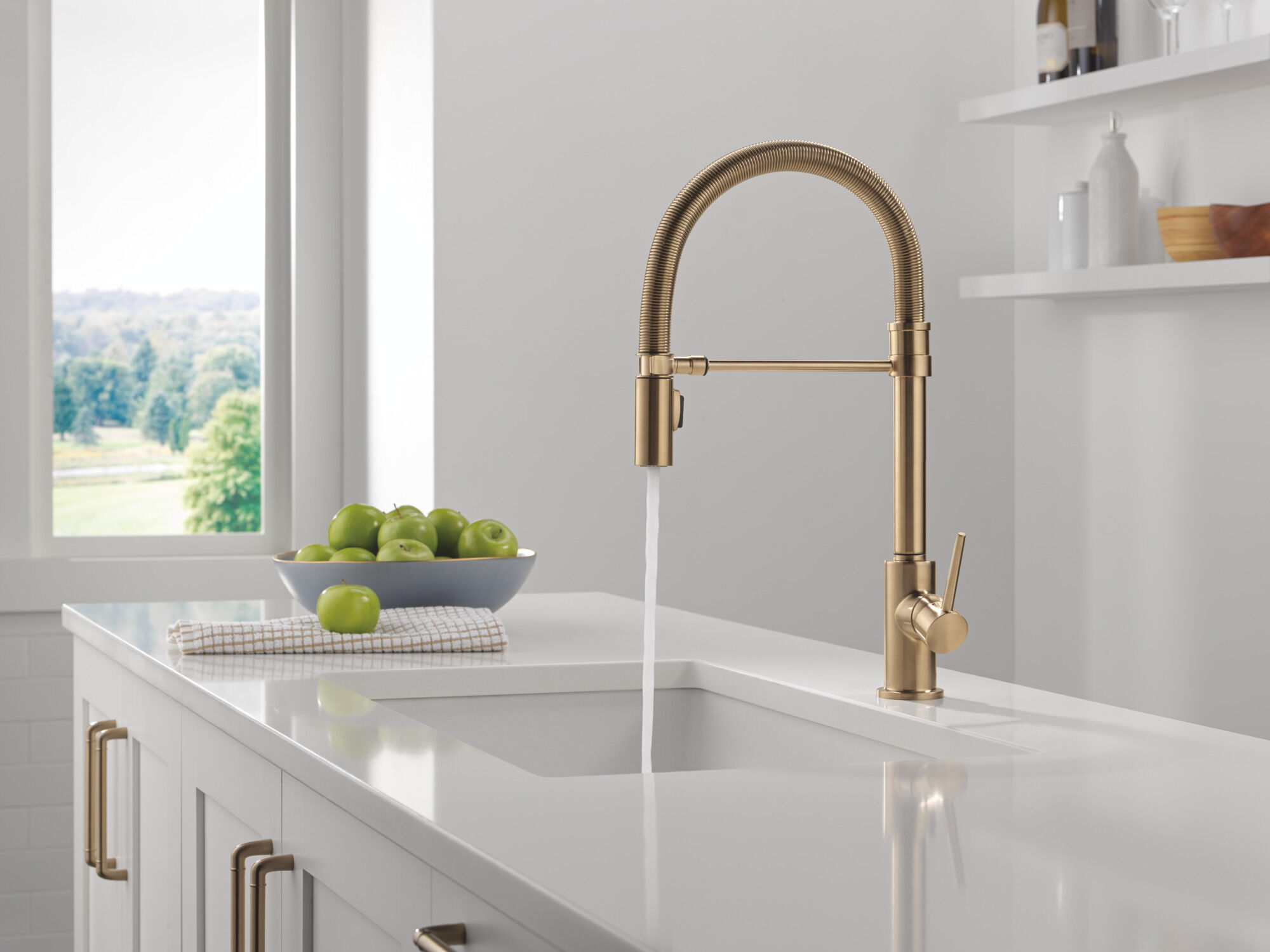 Single-Handle Pull-Down Spring Kitchen Faucet in Champagne Bronze