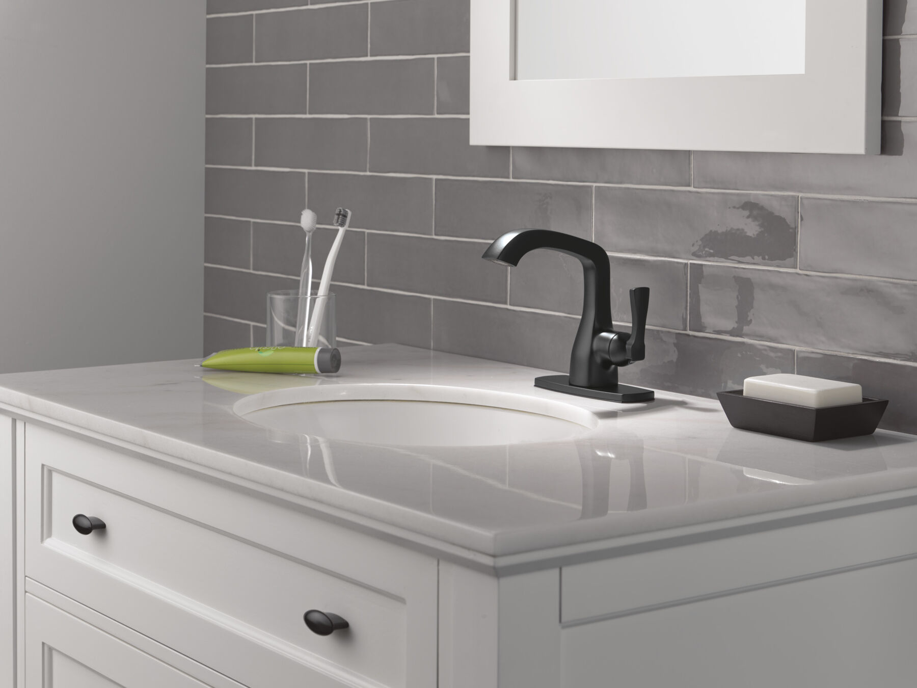 Single Handle Bathroom Faucet