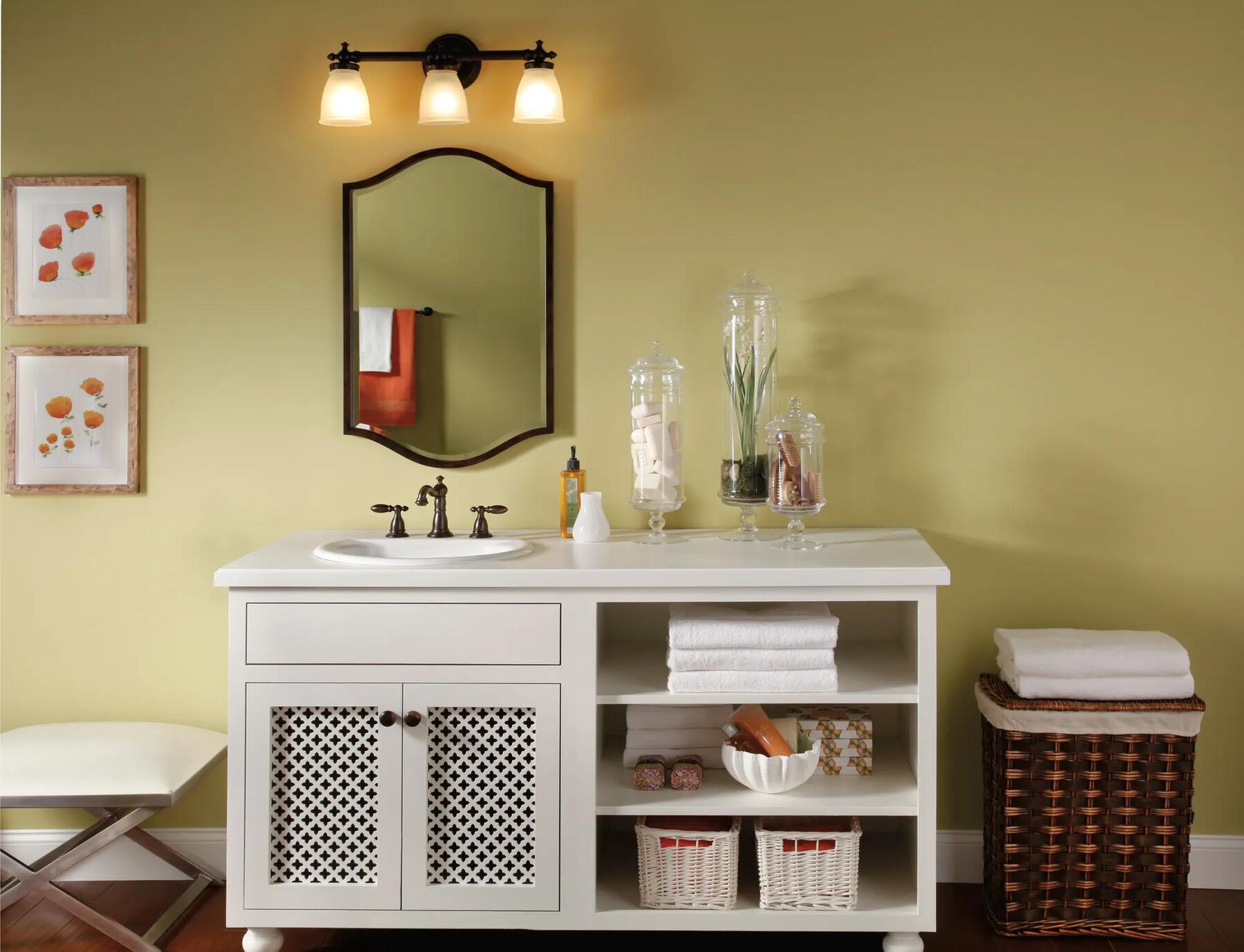 Two Handle Widespread Bathroom Faucet