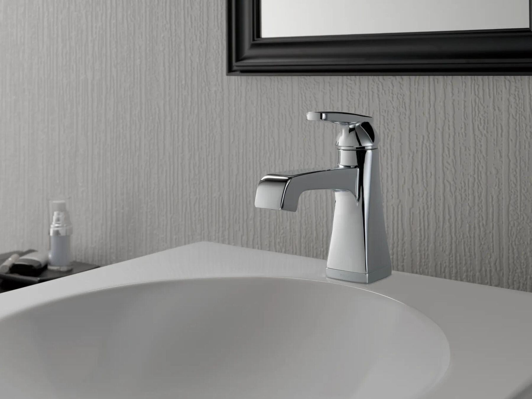 Single Handle Bathroom Faucet