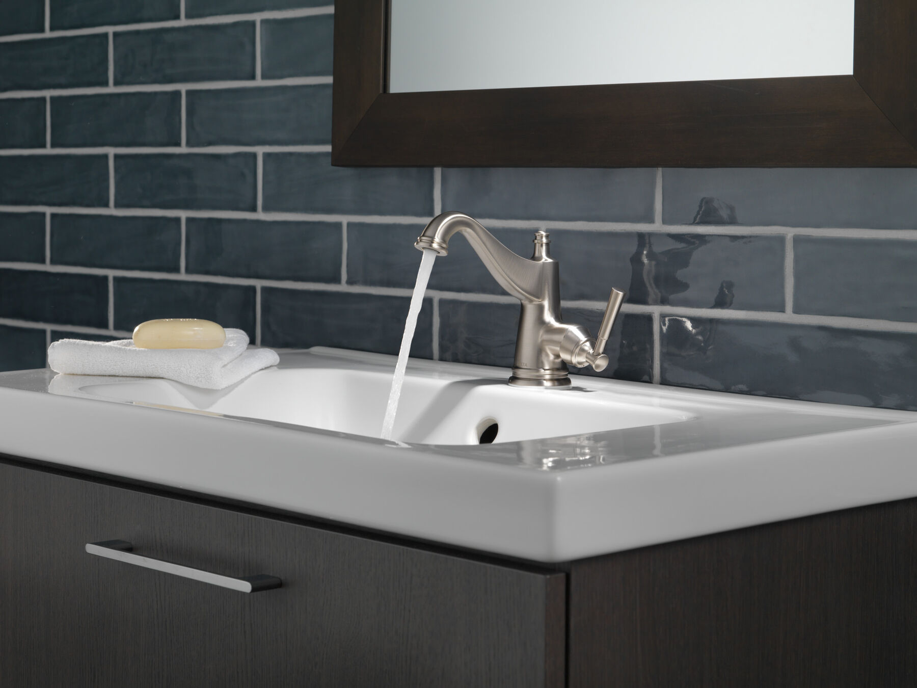 Centerset Bathroom Faucet (Recertified)