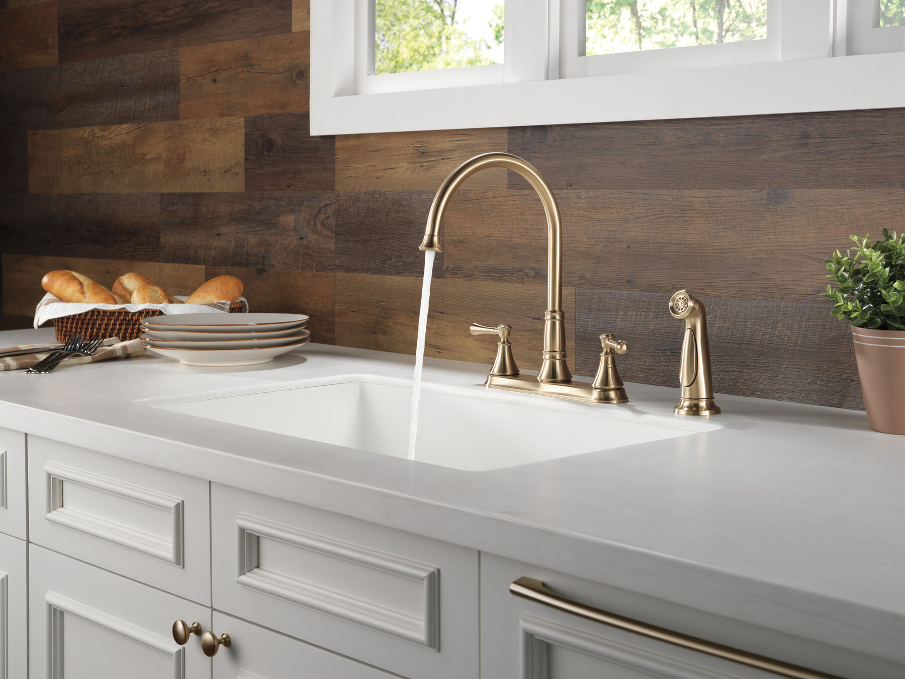 Two Handle Kitchen Faucet with Spray