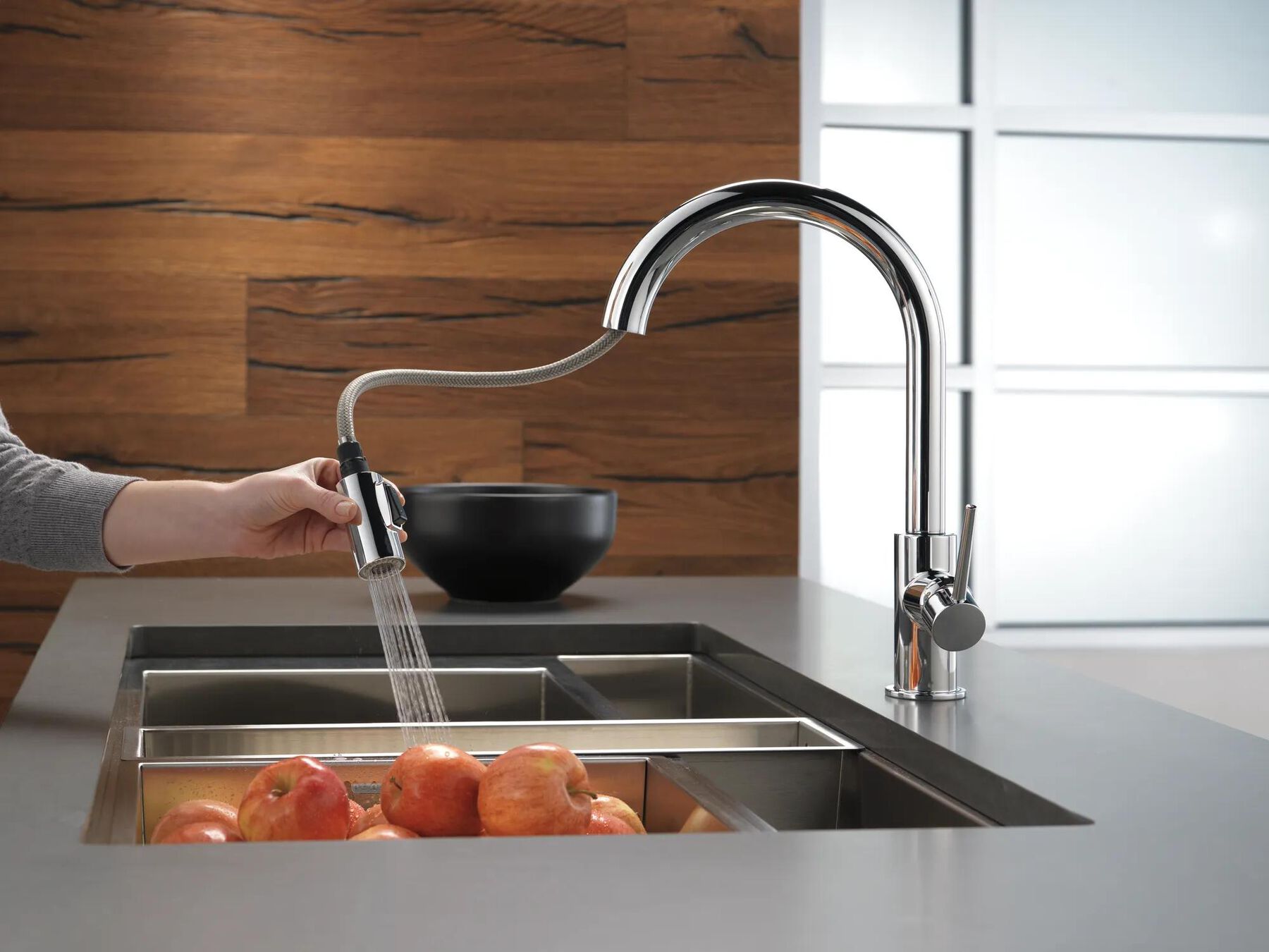 Pull-Down Kitchen Limited Swivel (Recertified)