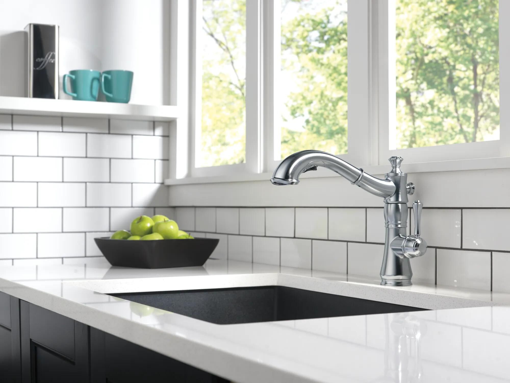 Single Handle Pull-Out Kitchen Faucet in Arctic Stainless 4197-AR