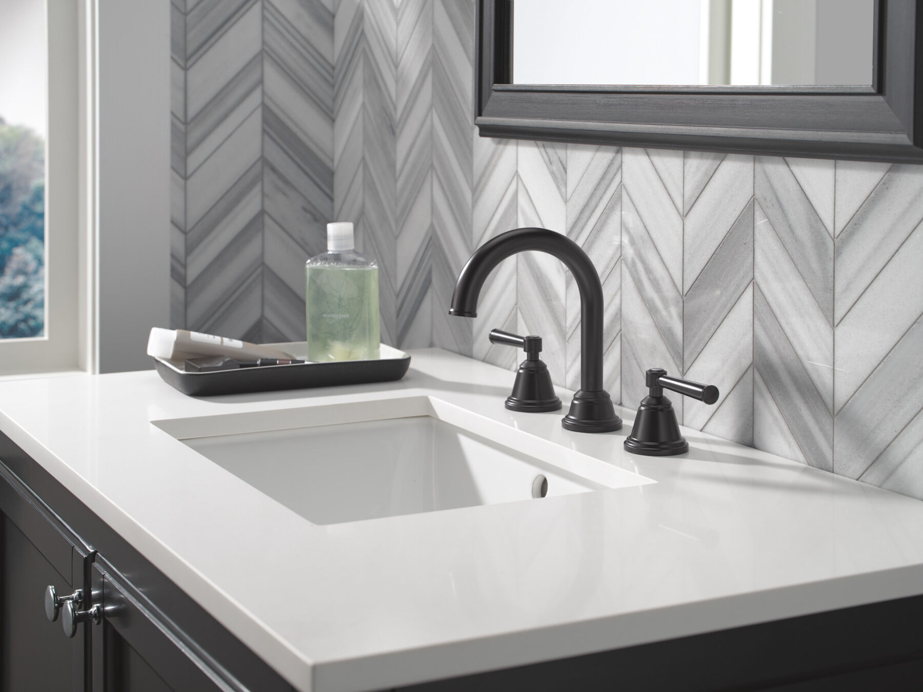 Two Handle Widespread Bathroom Faucet