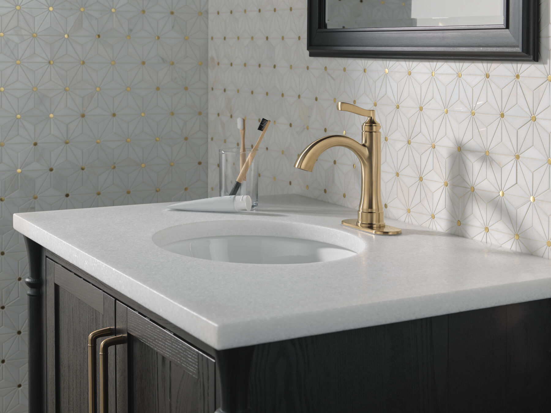 Single Handle Bathroom Faucet