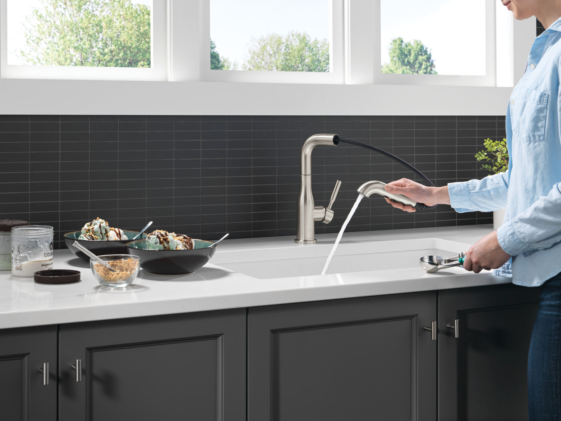 Pull-Out Kitchen Faucet (Recertified)