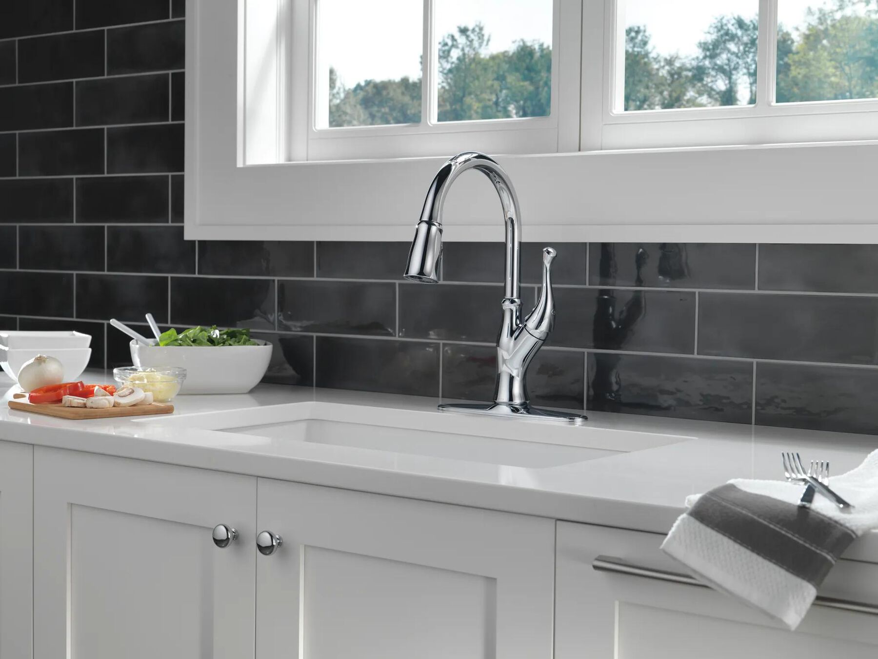 Single-Handle Pull-Down Kitchen Faucet