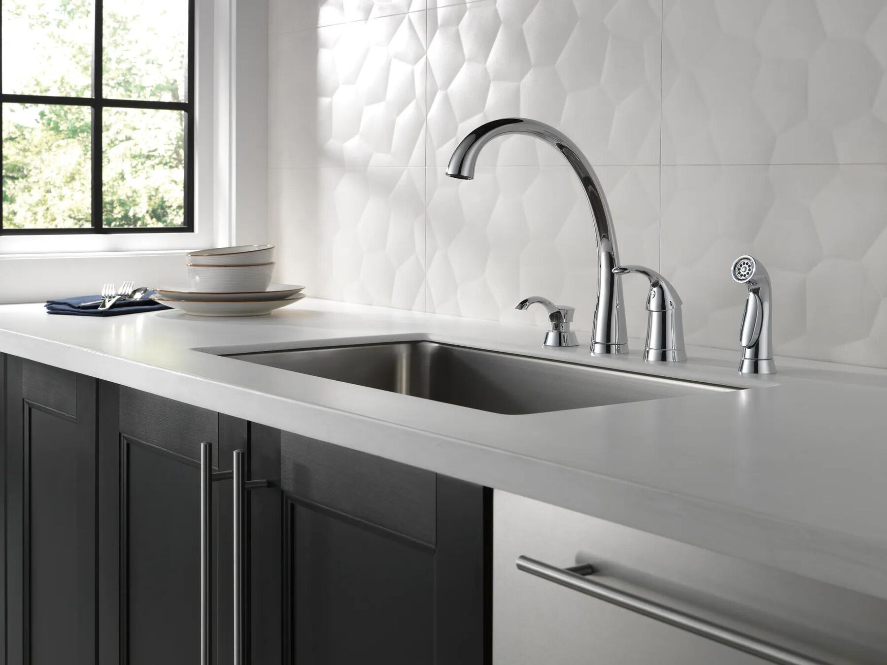 Single Handle Kitchen Faucet with Spray and Soap Dispenser