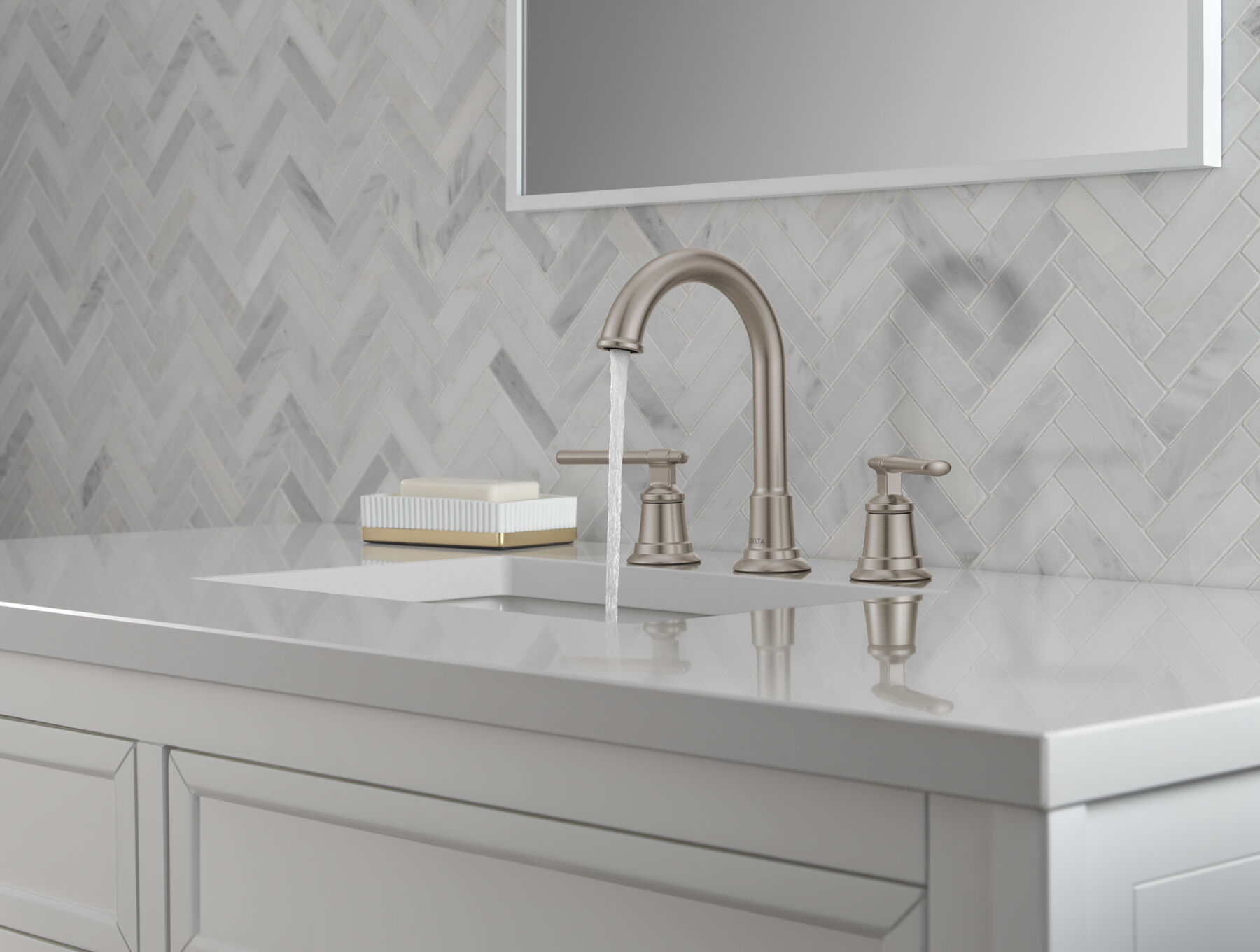 Two Handle Widespread Bathroom Faucet