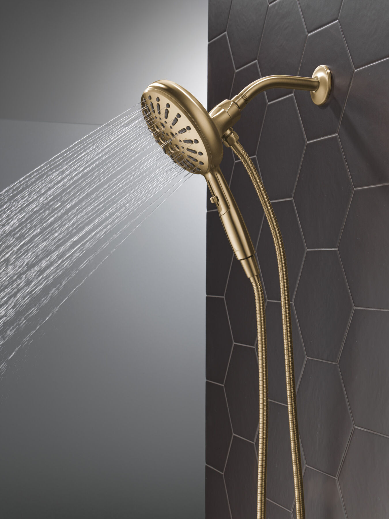 7s SureDock&reg; Magnetic Handshower 1.75 GPM (Recertified)