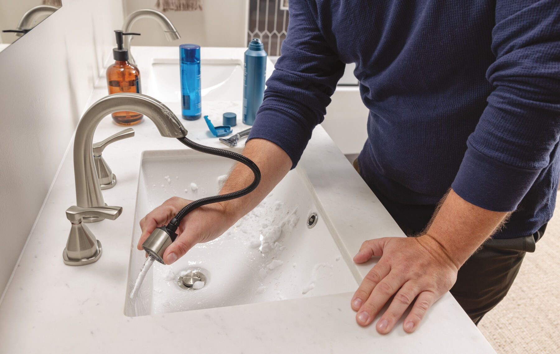 Two Handle Widespread Pull Down Bathroom Faucet (Recertified)